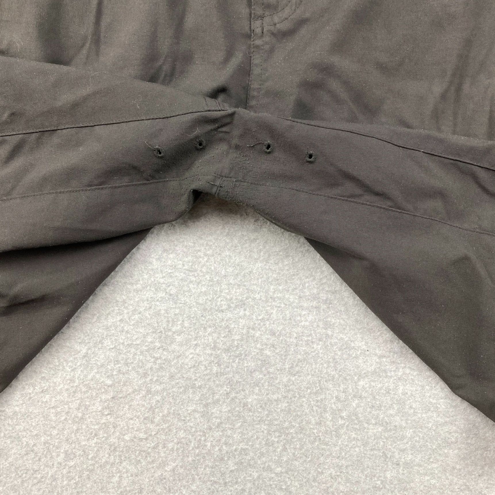 Vintage Gerry Cargo Shorts Mens 40 Brown Nylon Stretch Breathable Hiking Outdoors Casual Travel Cargo Pocket 42 Waist Zipper Logo Button Pants Womens? Size US 40 / EU 56 - 6 Thumbnail