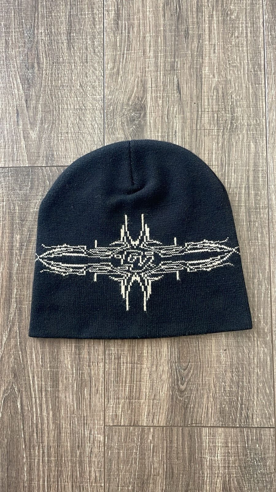GV GALLERY SKULLY