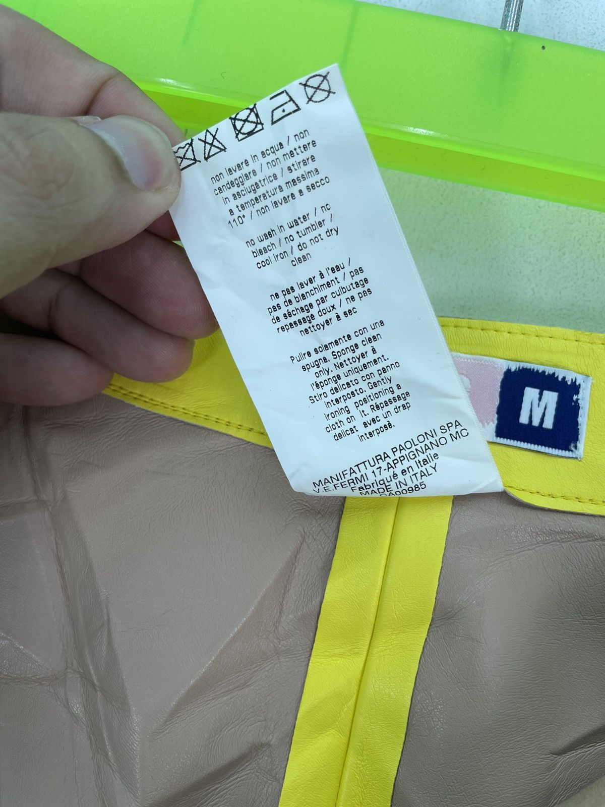 MSGM Rare MSGM mini skirt pocket neon yellow Size 27" / US 4 / IT 40 - 6 Thumbnail