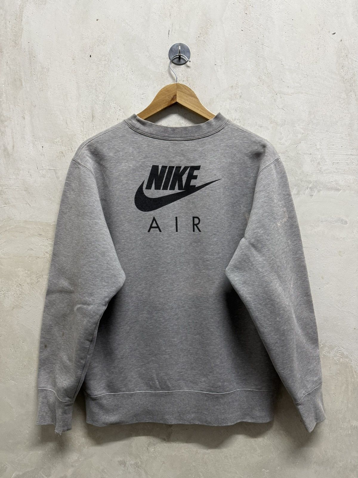 Nike 2000s Distressed Nike-Air is Not a Shoe Crewneck Size US L / EU 52-54 / 3 - 3 Thumbnail