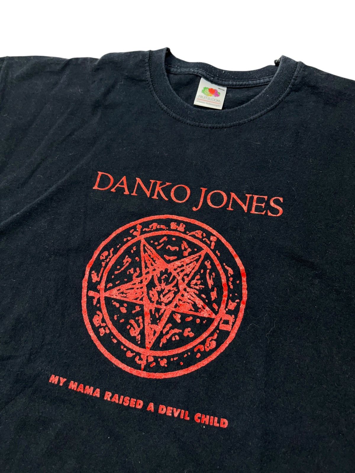 Band Tees × Vintage Vintage early 00s Danko Jones My Mama Raised A Devil Child Size US M / EU 48-50 / 2 - 2 Thumbnail
