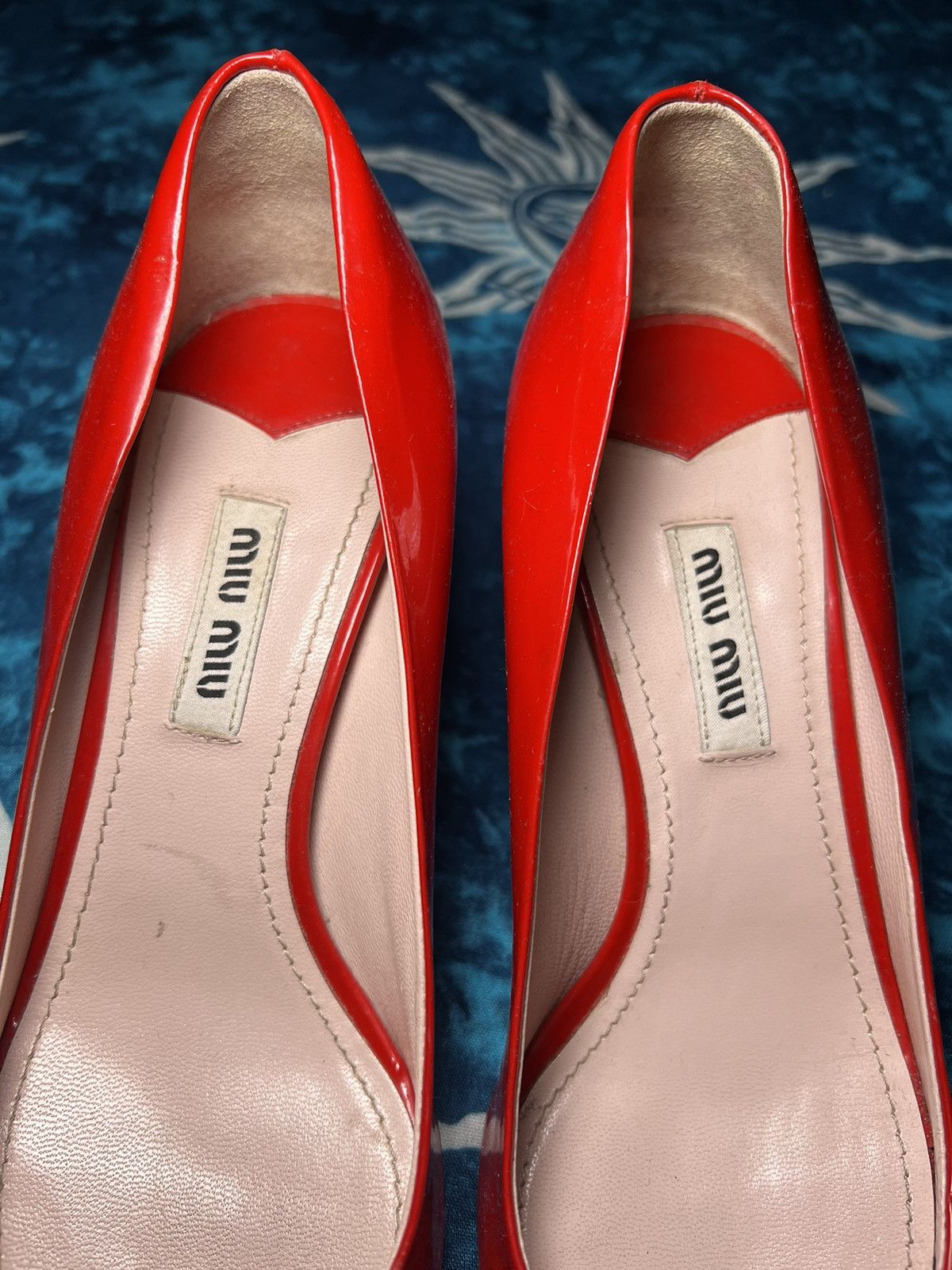 Miu Miu Miu Miu Red Patent Leather Block Heel Pumps Y2K Size US 4 / IT 34 - 5 Thumbnail