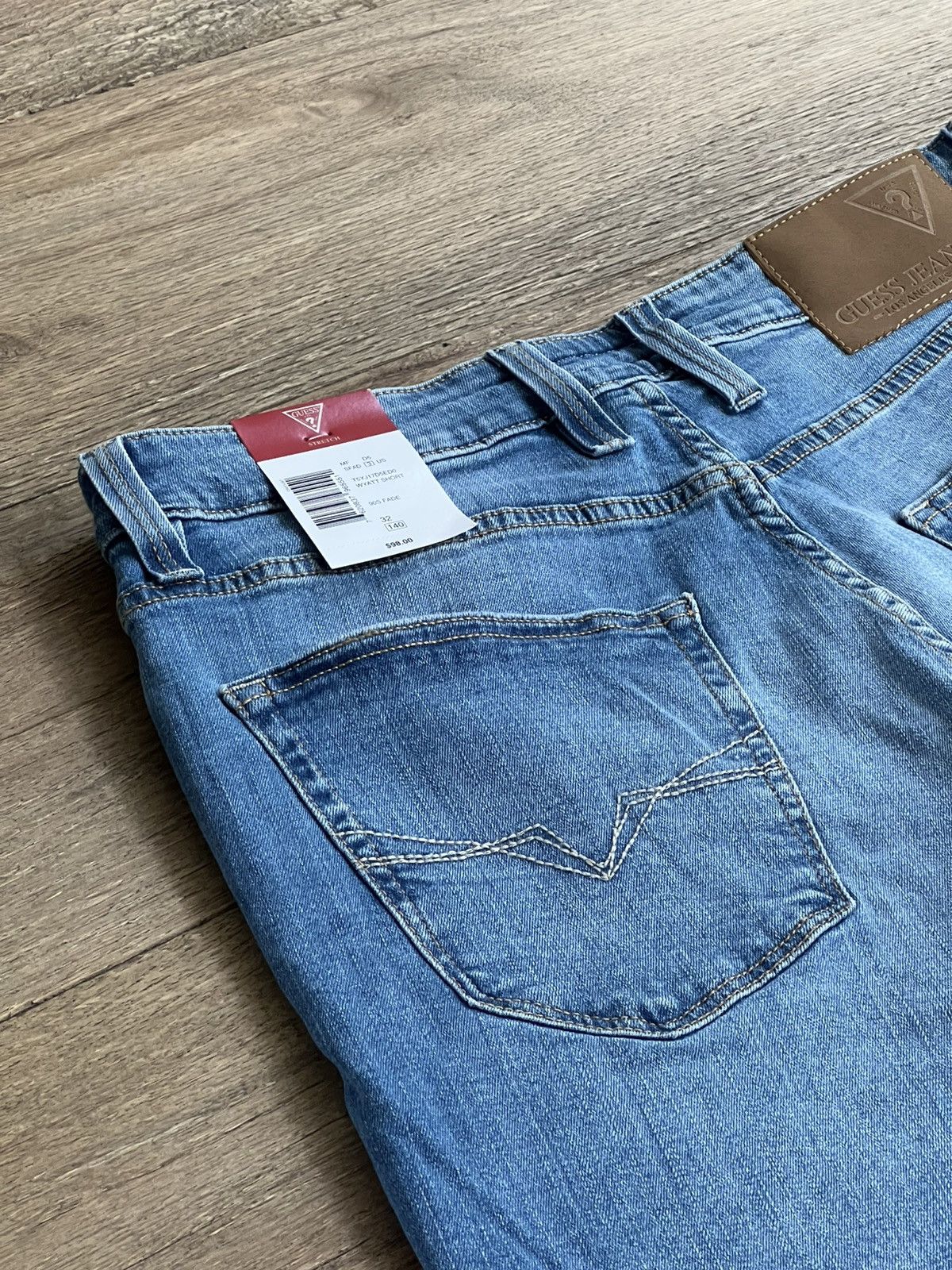 Designer × Guess Guess blue jean frayed shorts new w tags sz 32 Size US 32 / EU 48 - 7 Thumbnail