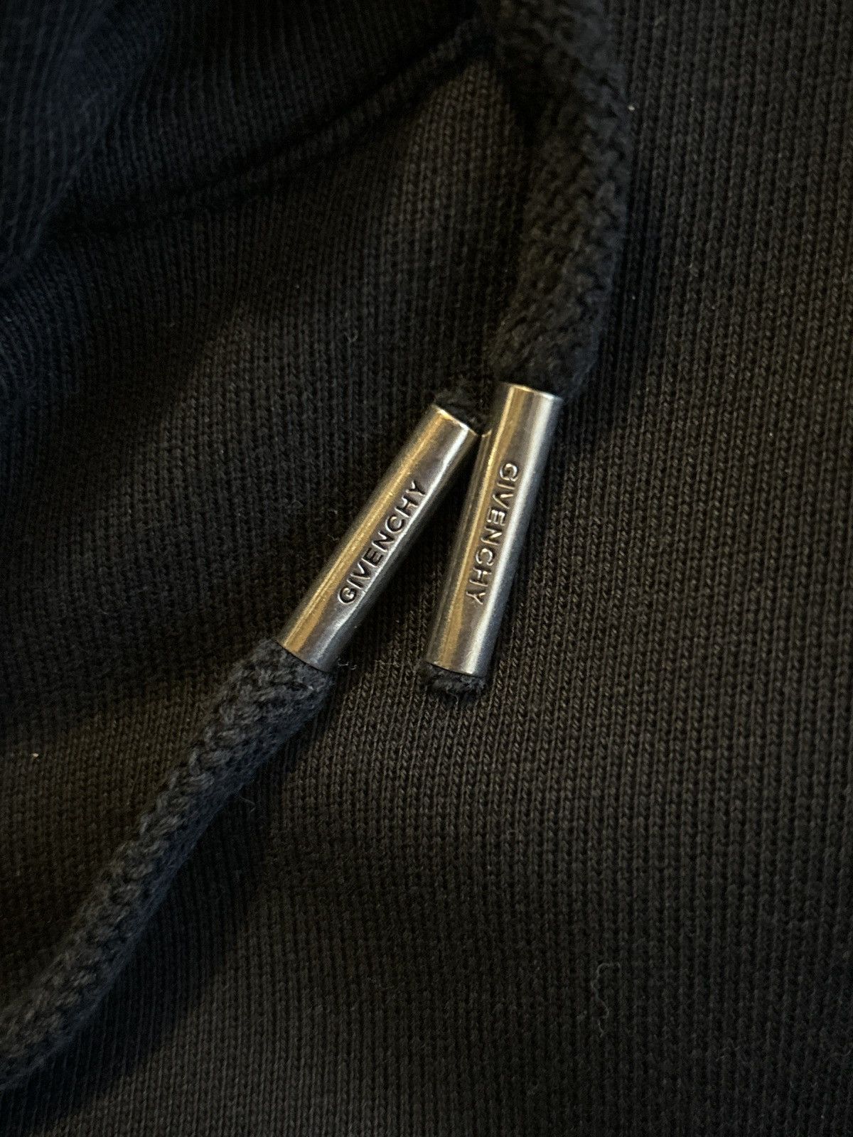 Givenchy Givenchy Chain Empty Frame Hoodie Size US S / EU 44-46 / 1 - 11 Thumbnail