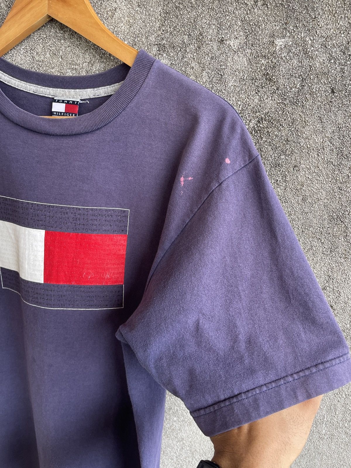 Tommy Hilfiger Vintage 90’s Sun Faded TOMMY HILFIGER Big logo Flag Tshirt Size US M / EU 48-50 / 2 - 6 Thumbnail
