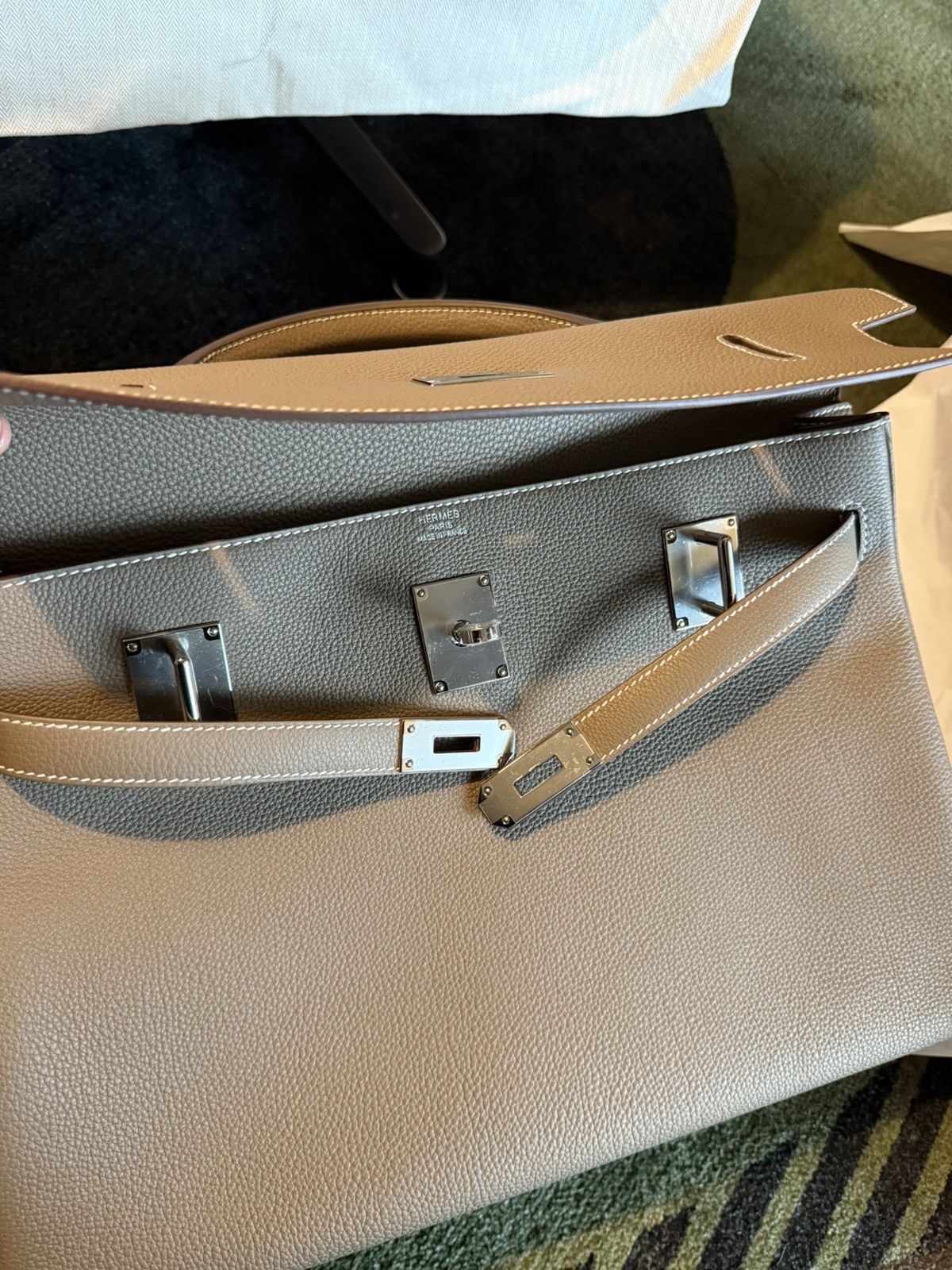 Hermes Hermès MAXI Kelly 42 Togo Leather Étoupe Size 42 - 14 Thumbnail
