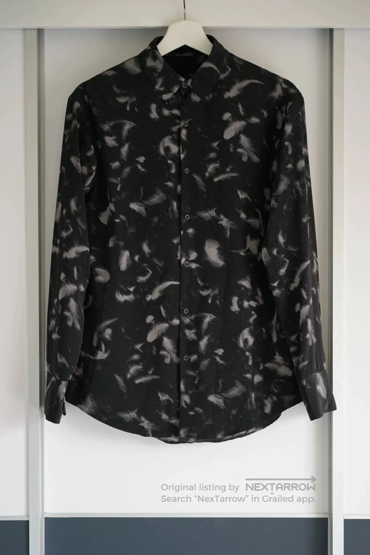 Lad Musician black feather printed shirt by lad musician. Size US L / EU 52-54 / 3 - 1 Thumbnail