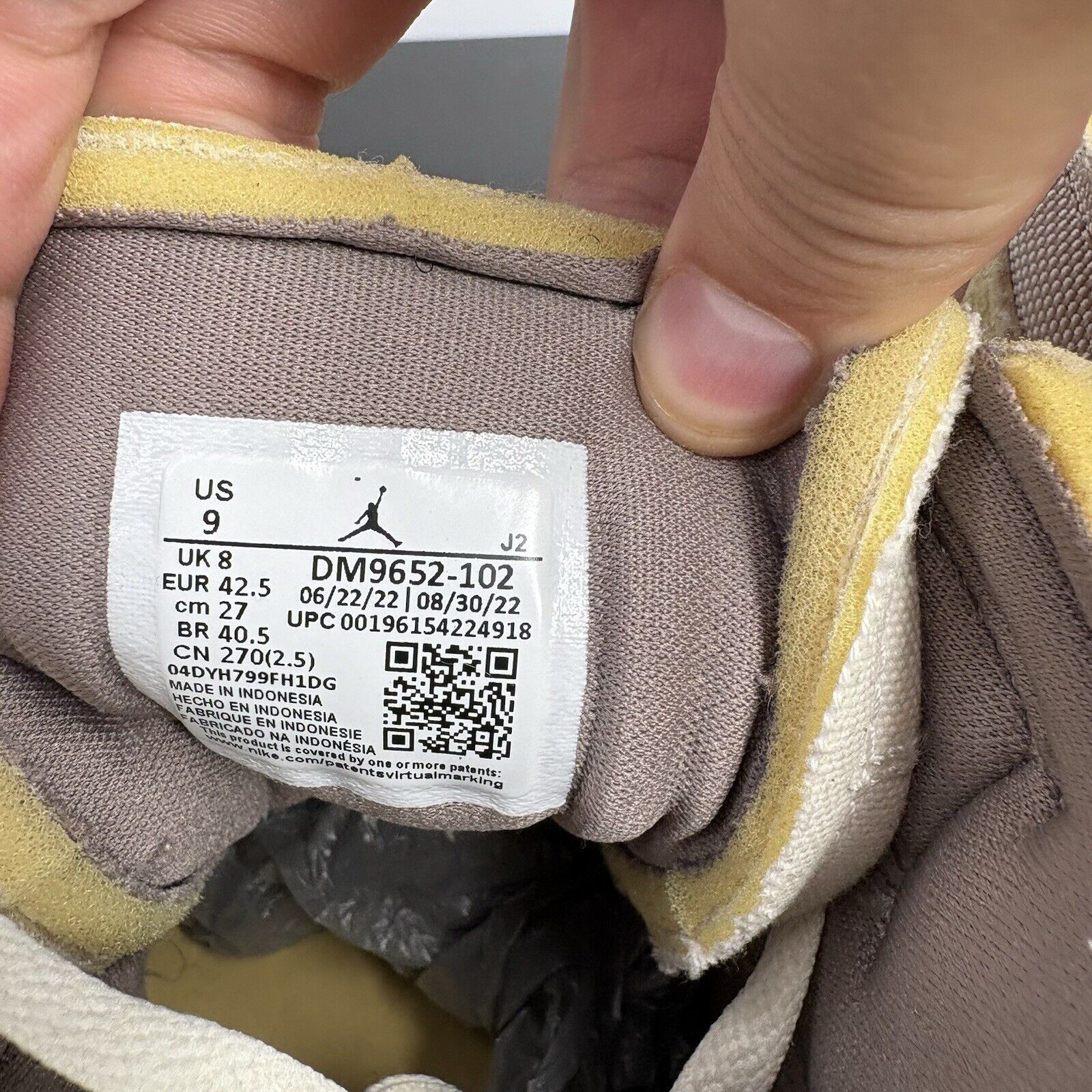 Nike Size 9 - Jordan 1 Mid SE Craft Inside Out Size US 9 / EU 42 - 8 Thumbnail