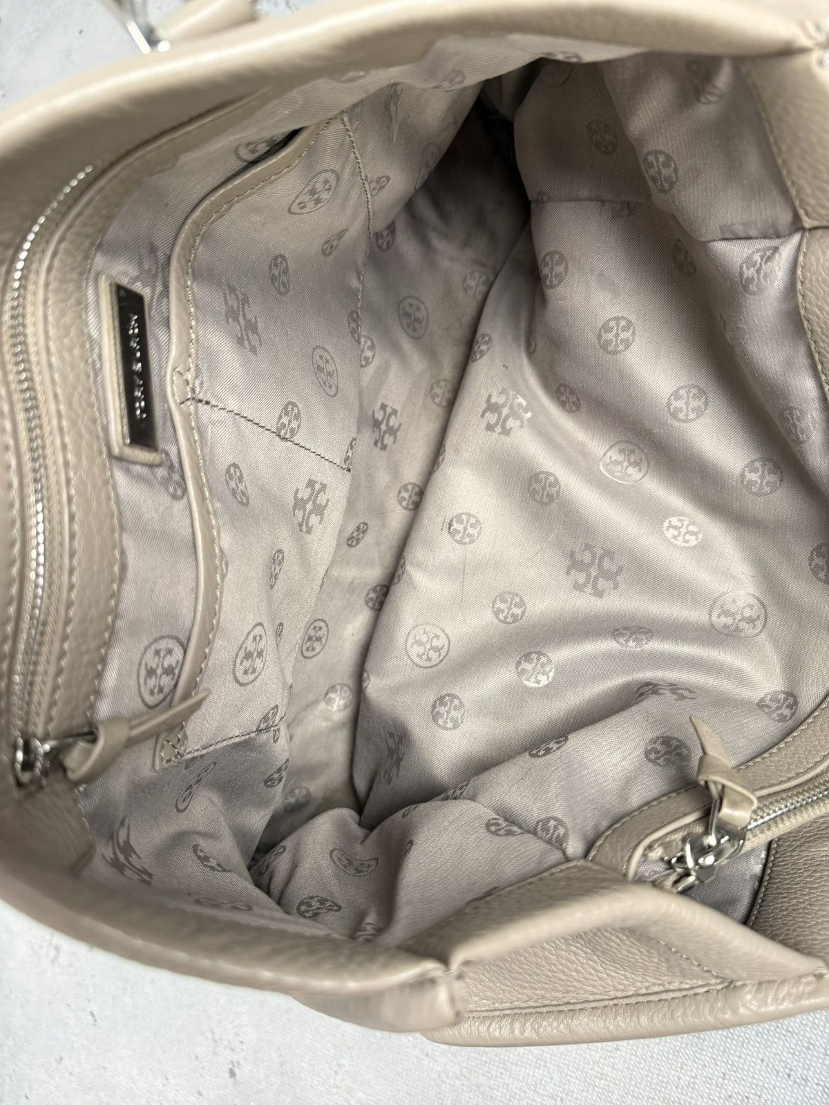 Tory Burch Tory Burch Pebbled Leather Tote Shoulder Bag Beige Large 00s Size ONE SIZE - 16 Thumbnail