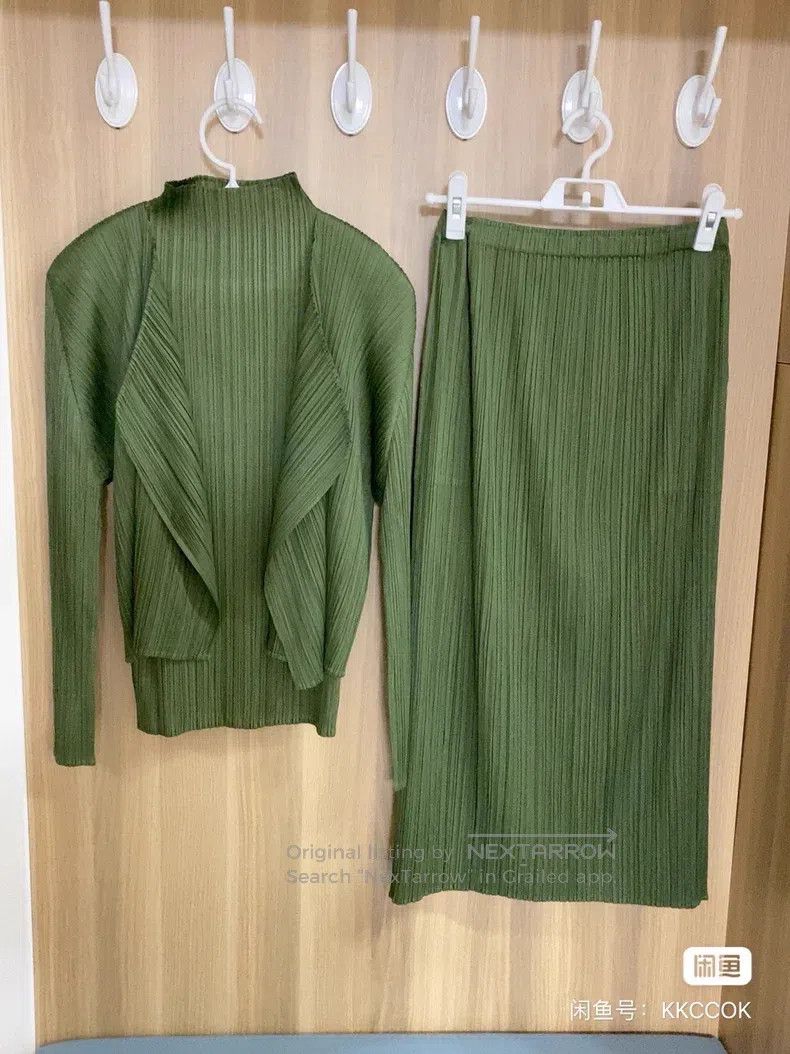 Issey Miyake Issey Miyake Green Coat Size XL / US 12-14 / IT 48-50 - 1 Thumbnail
