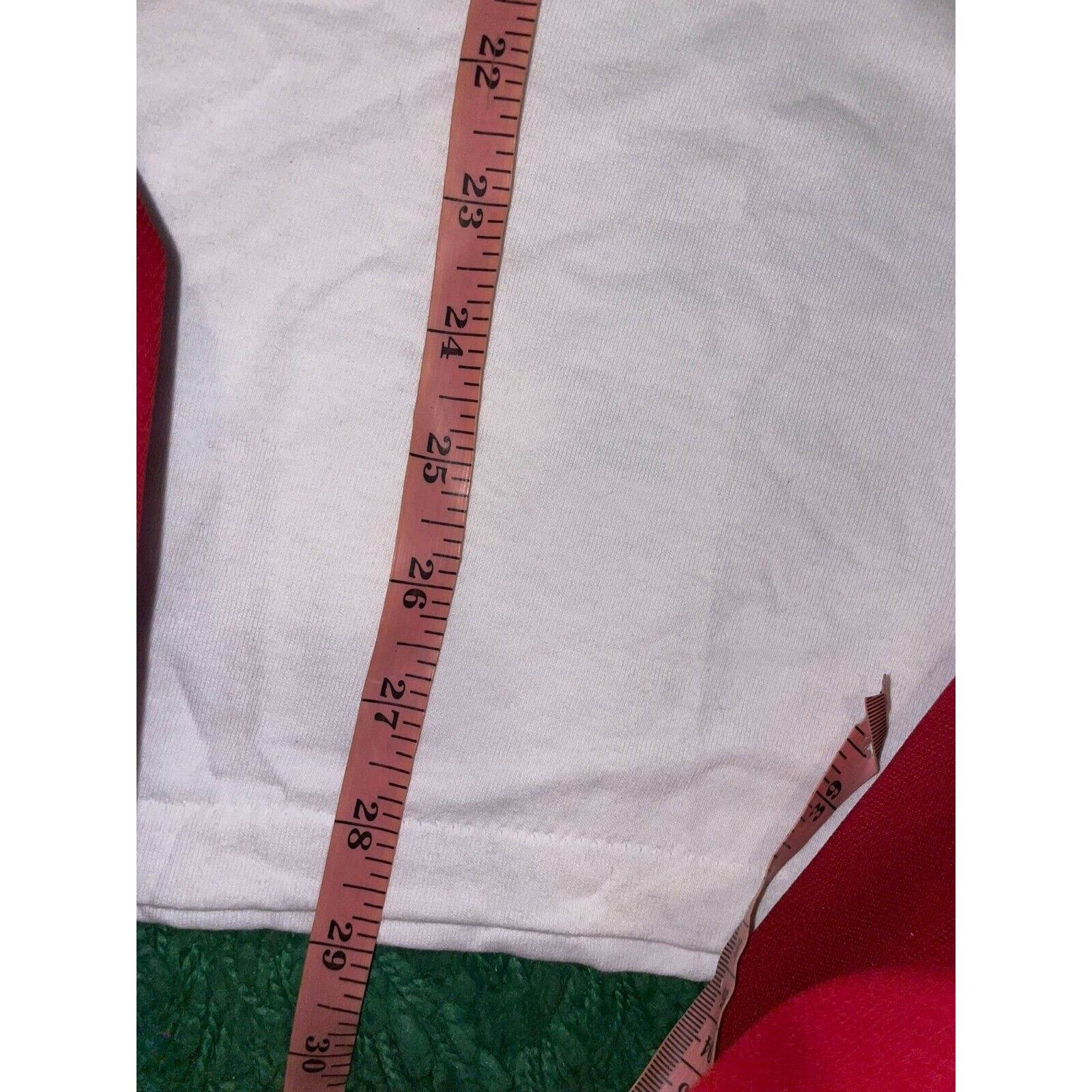 Vintage Vintage Maui Hawaii Eyecatcher Geometric Artwork White L Tee Size US L / EU 52-54 / 3 - 8 Thumbnail