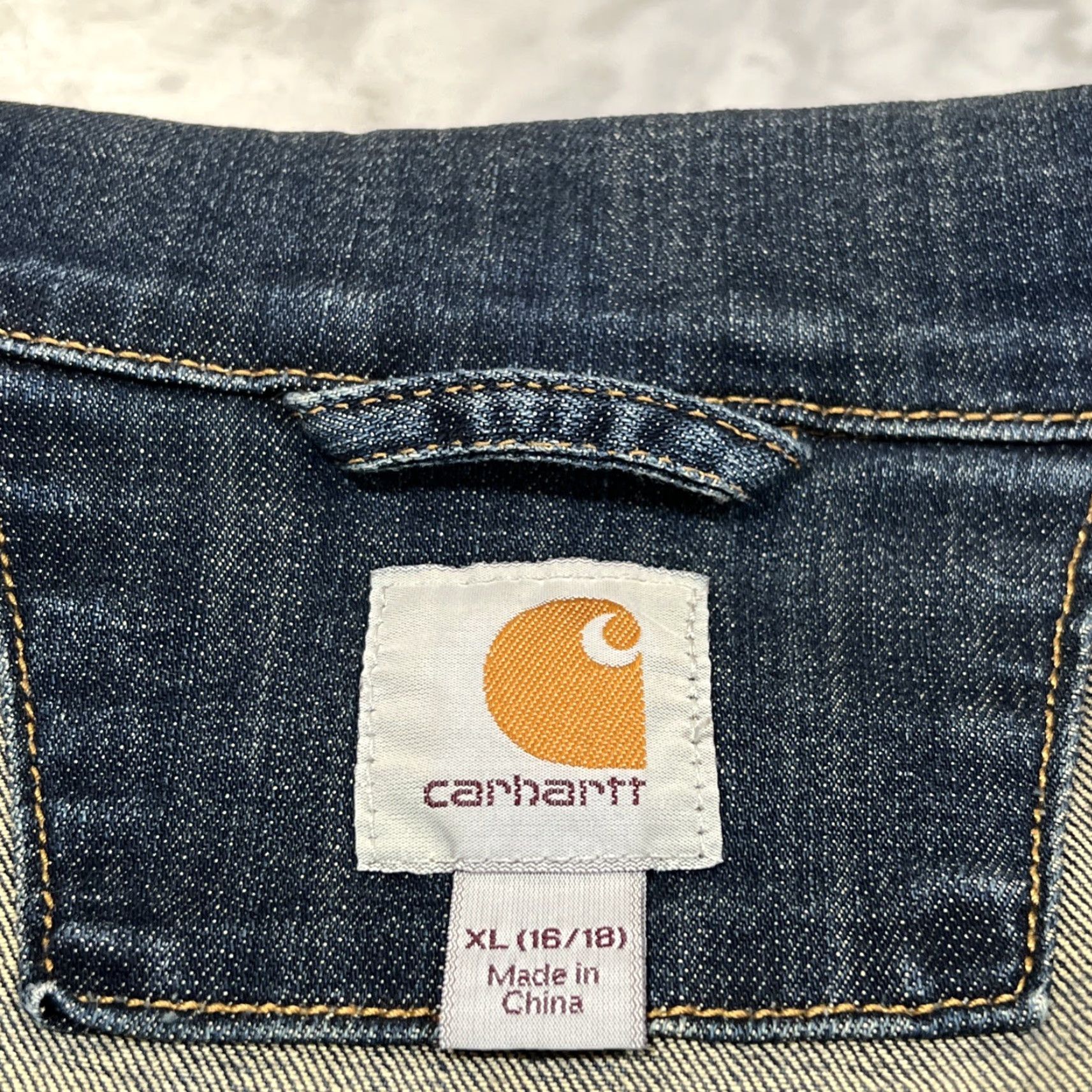 Carhartt Carhartt Denim Trucker Jacket Women’s XL 16-18 Button Up Zip Pockets Stretch Blended Cotton Denim Blue Vintage No N/A Size XL / US 12-14 / IT 48-50 - 7 Thumbnail