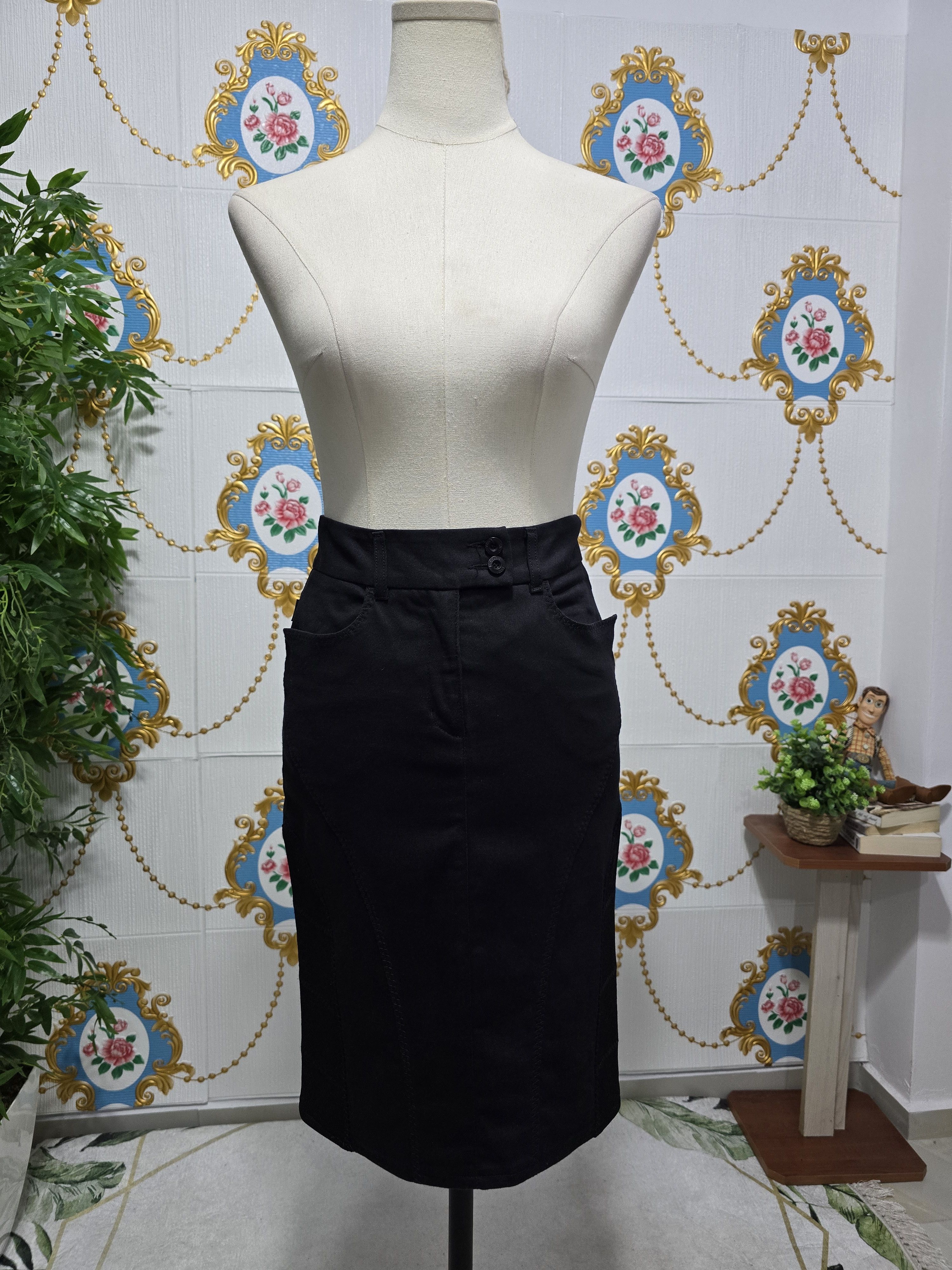 Moschino × Vintage MOSCHINO skirt women size small VINTAGE Size 27" / US 4 / IT 40 - 1 Thumbnail