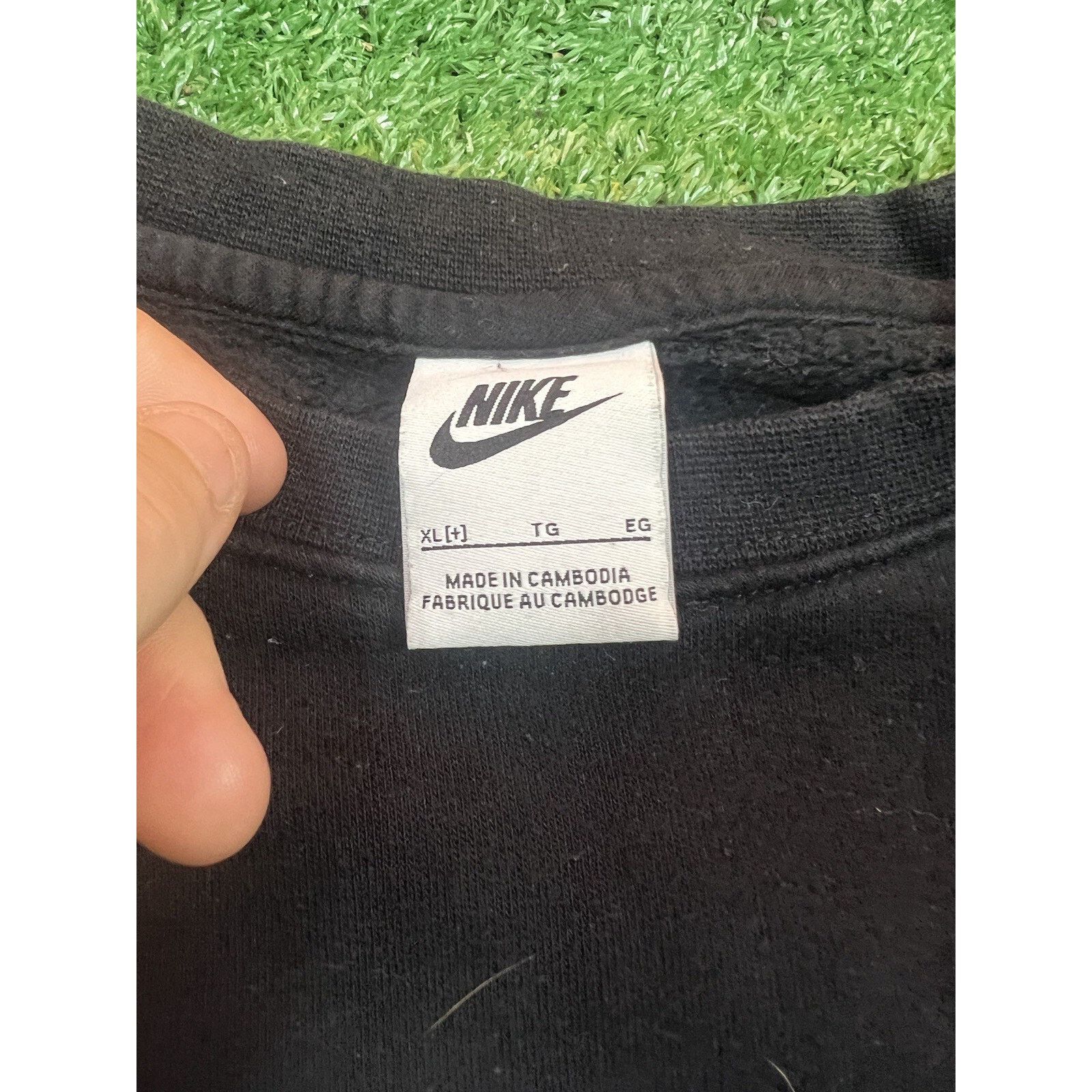 Nike Vintage Nike Y2K Black Crewneck Sweatshirt Big Logo SM Size US S / EU 44-46 / 1 - 4 Thumbnail