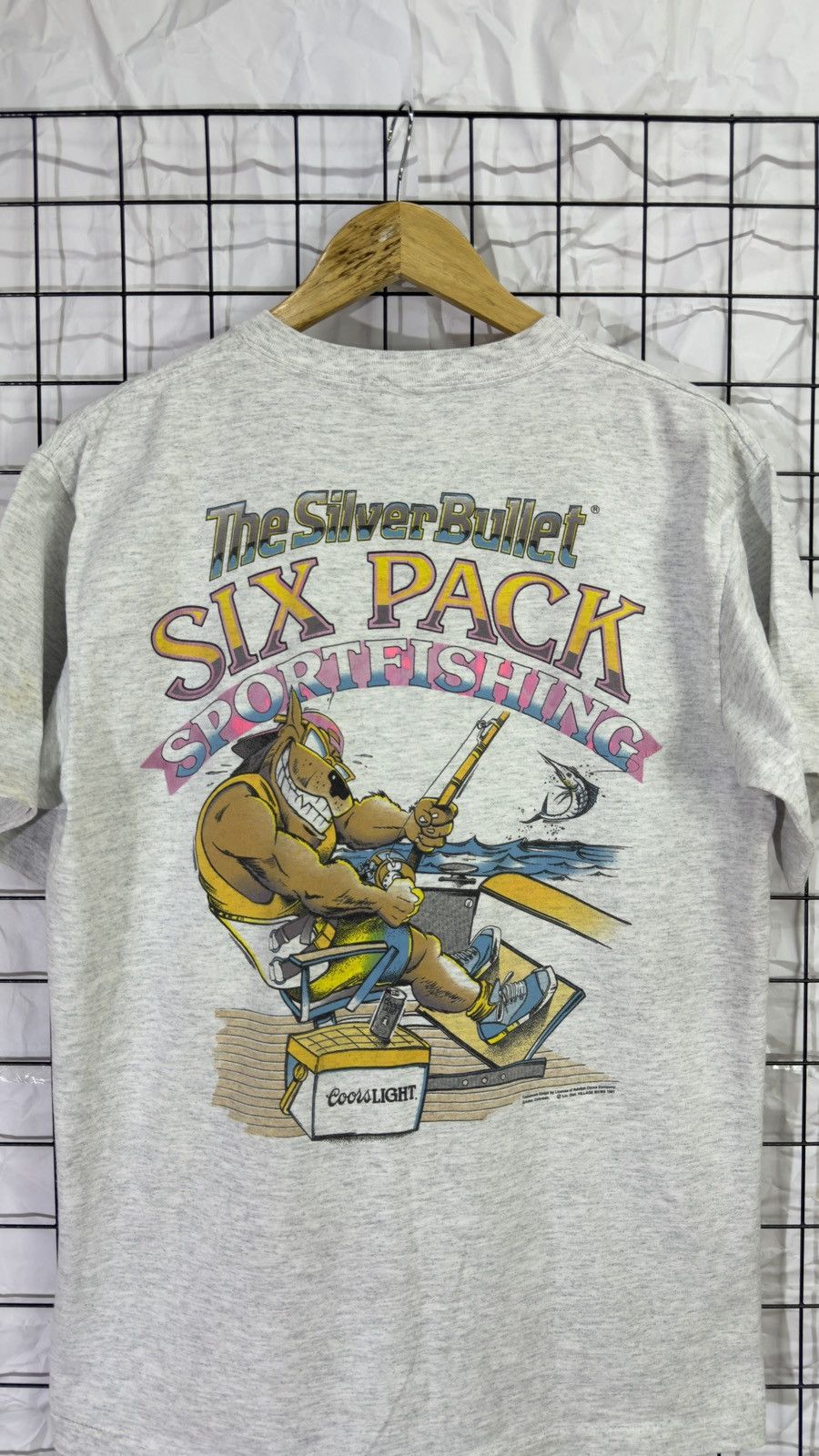 Vintage Vintage 1991 cools light beer fishing tee shirt Size US L / EU 52-54 / 3 - 3 Thumbnail