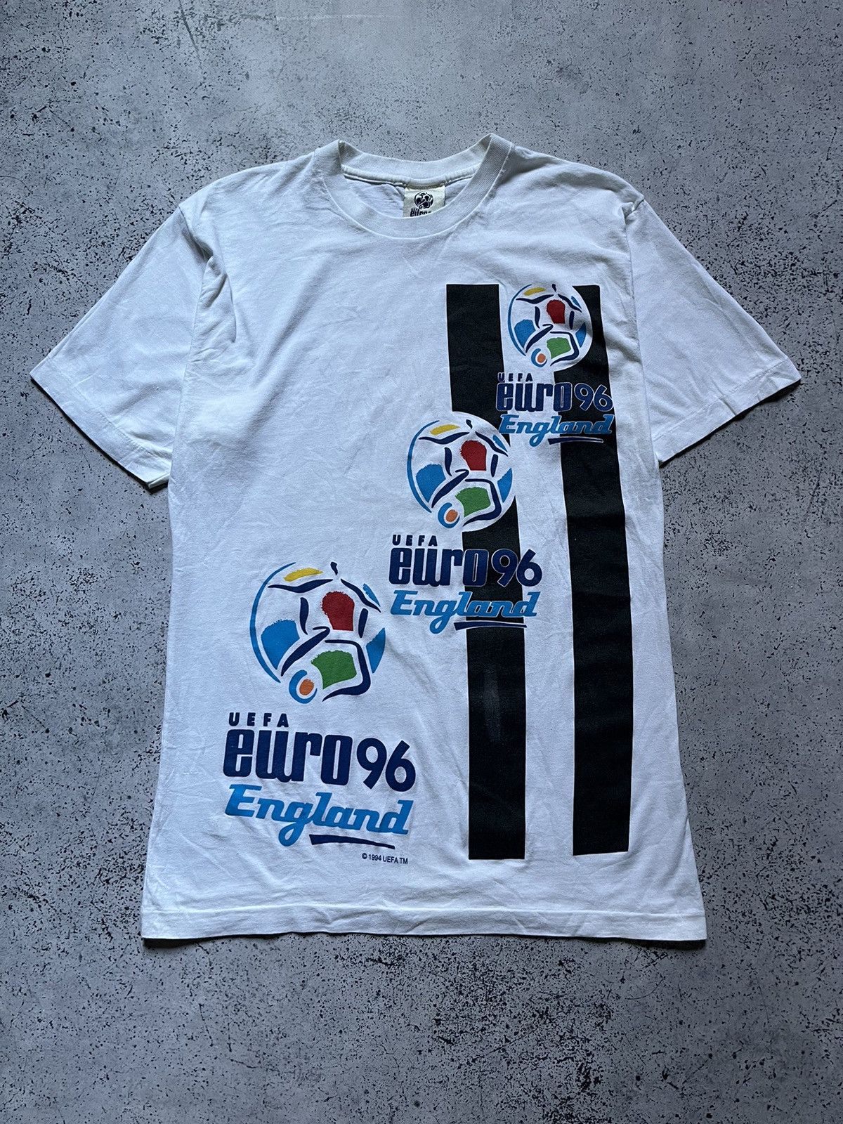 Vintage RARE 1994 Adidas Uefa Euro England 96 Big Logo T-shirt Y2K Size US L / EU 52-54 / 3 - 1 Thumbnail