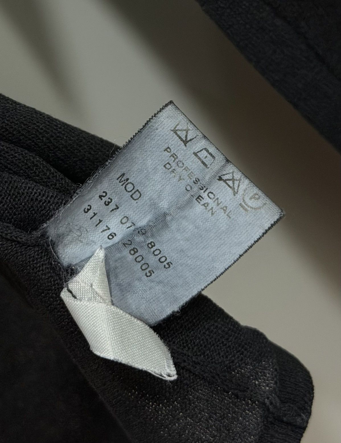 Gucci GUCCI by Tom Ford FW2000 Sheer Silk Hook Cropped Cardigan XS Size XS / US 0-2 / IT 36-38 - 16 Thumbnail