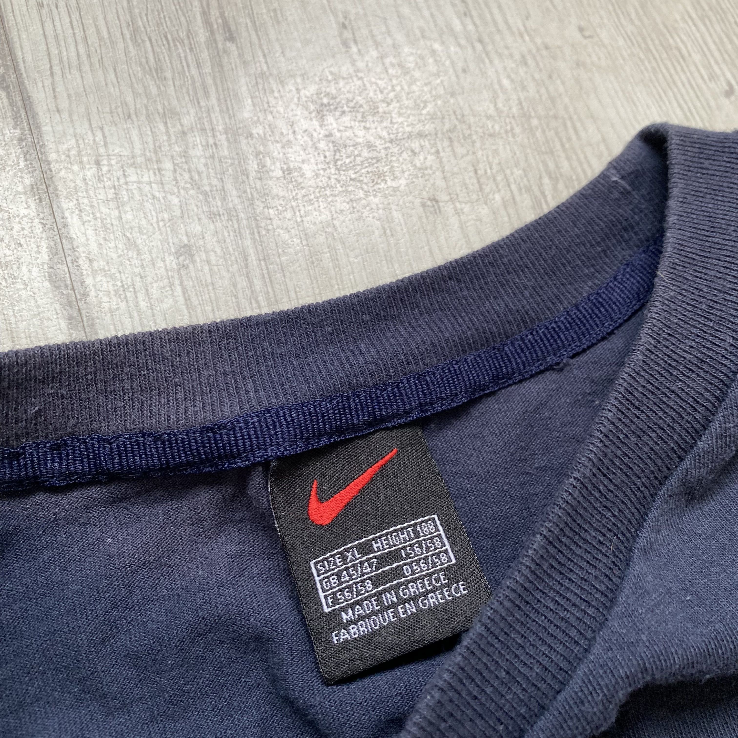 Nike 🦏 Vintage 90s Sun Faded Nike heavy tee oversized Size US XL / EU 56 / 4 - 5 Thumbnail