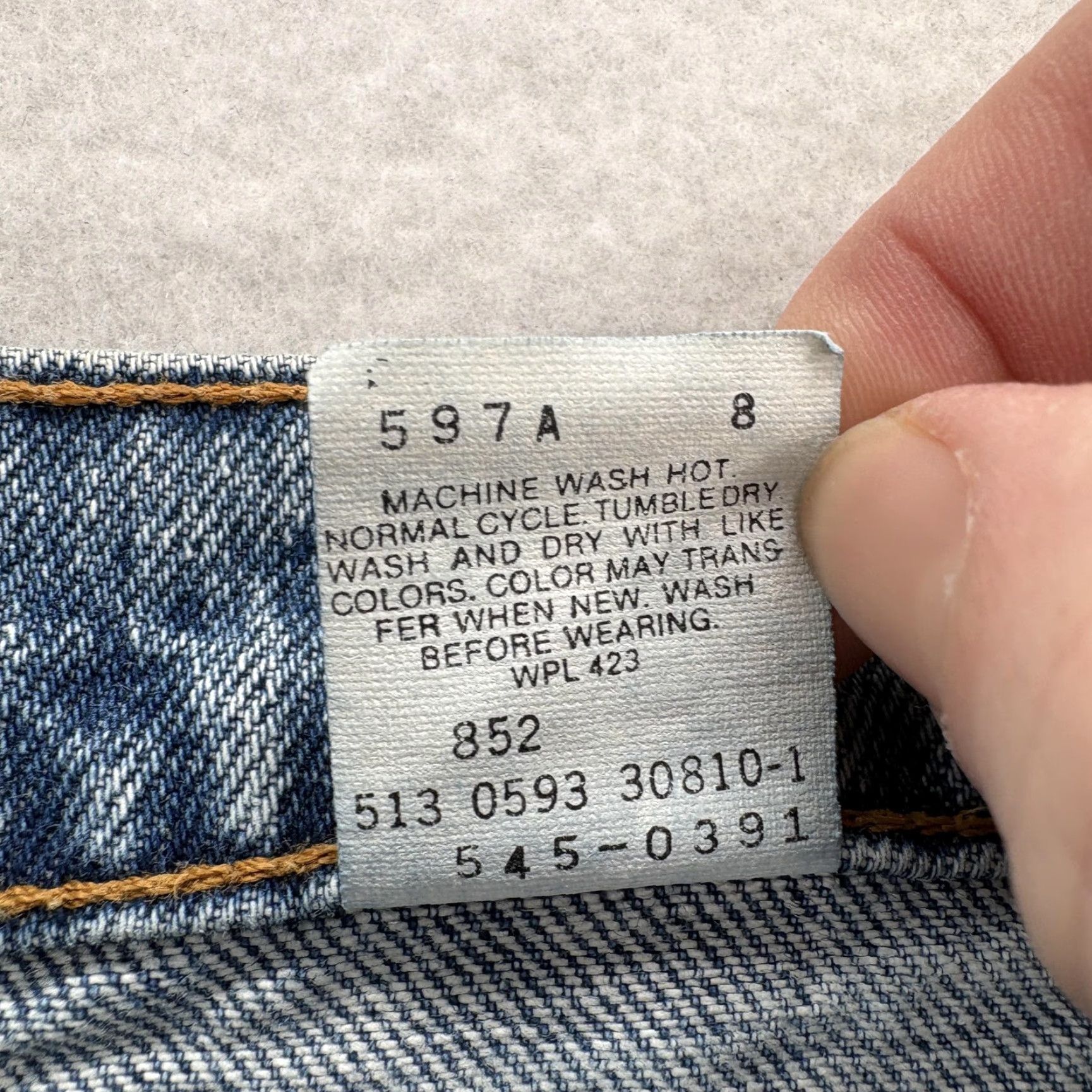 Levi's VINTAGE Levi's 545 Jeans Mens 31x32 Blue Loose Fit Tapered Leg Denim USA 90s Size US 31 - 5 Thumbnail
