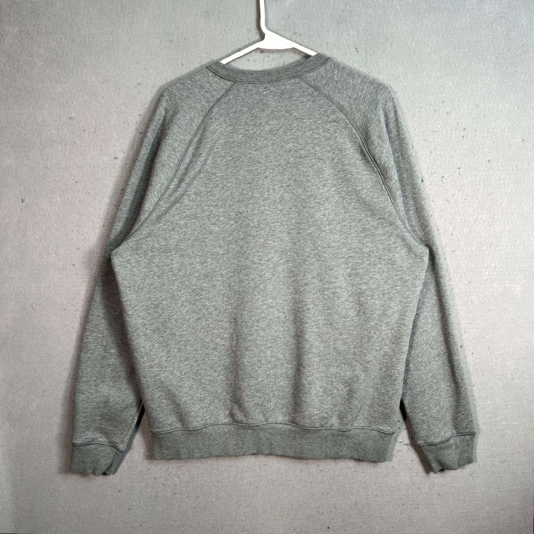Lands' End VINTAGE Lands' End Grey Crewneck Sweatshirt Mens Large Cotton Pullover Mermaid Embroidered 90s Size US L / EU 52-54 / 3 - 2 Thumbnail