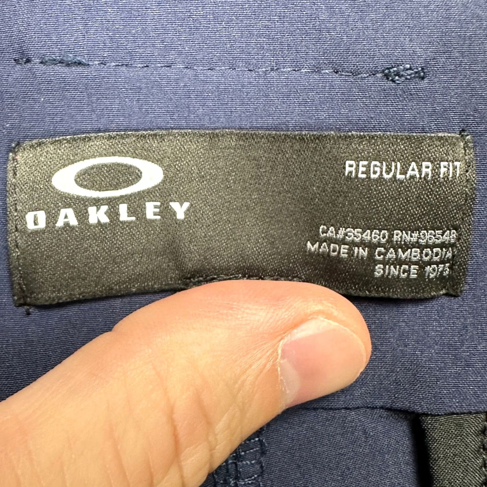 Oakley Oakley Mens Golf Chino Shorts 30 Navy Blue Regular Fit Flat Front Stretch Logo Size US 30 / EU 46 - 3 Thumbnail