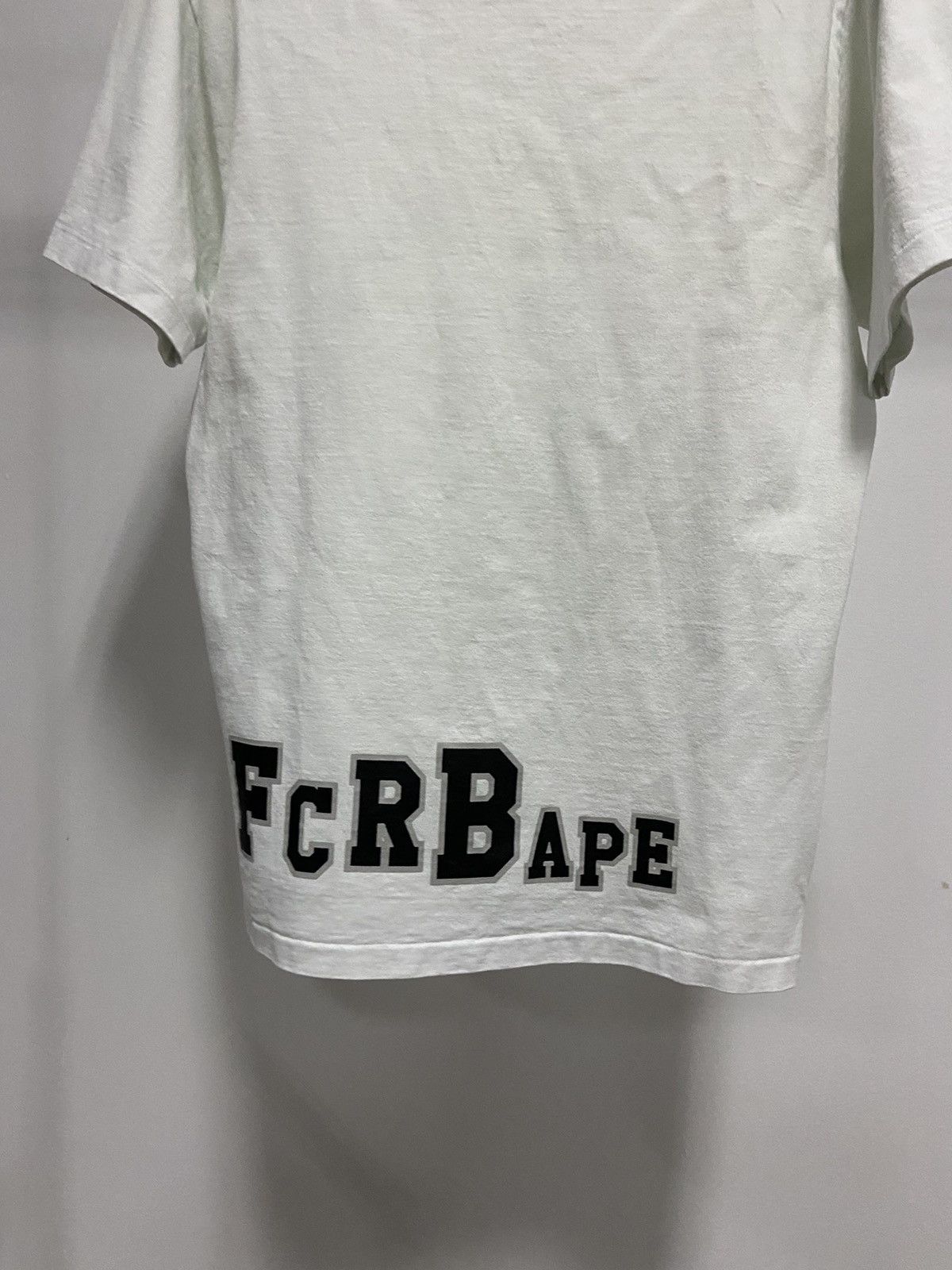 Bape Bape fcrbape big logo t shirt vintage skate Size US M / EU 48-50 / 2 - 3 Thumbnail
