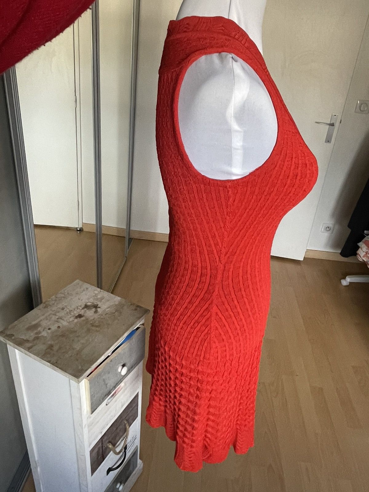 Alaia ALAIA BEAUTIFUL RED DRESS VINTAGE Size XS / US 0-2 / IT 36-38 - 3 Thumbnail
