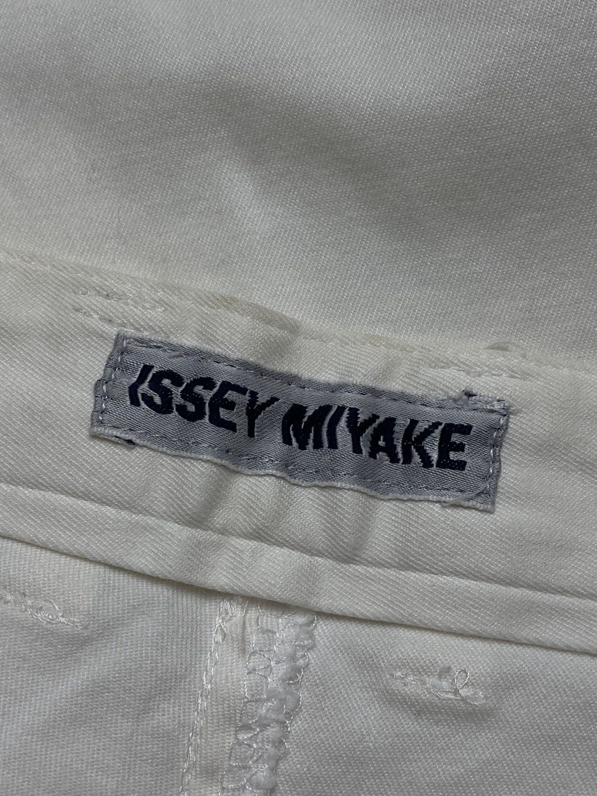 Issey Miyake 1994 Issey Miyake - White Trouser Pants Size US 29 - 5 Thumbnail