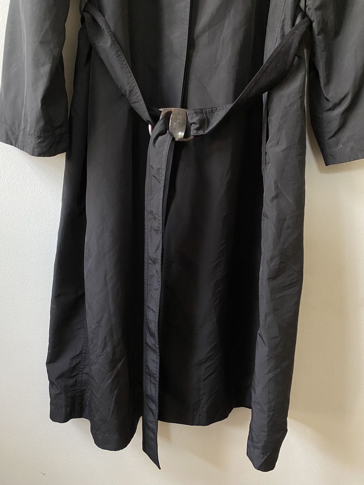 Salvatore Ferragamo × Vintage Vintage Salvatore Ferragamo Nylon Long Jacket Size US M / EU 48-50 / 2 - 4 Thumbnail