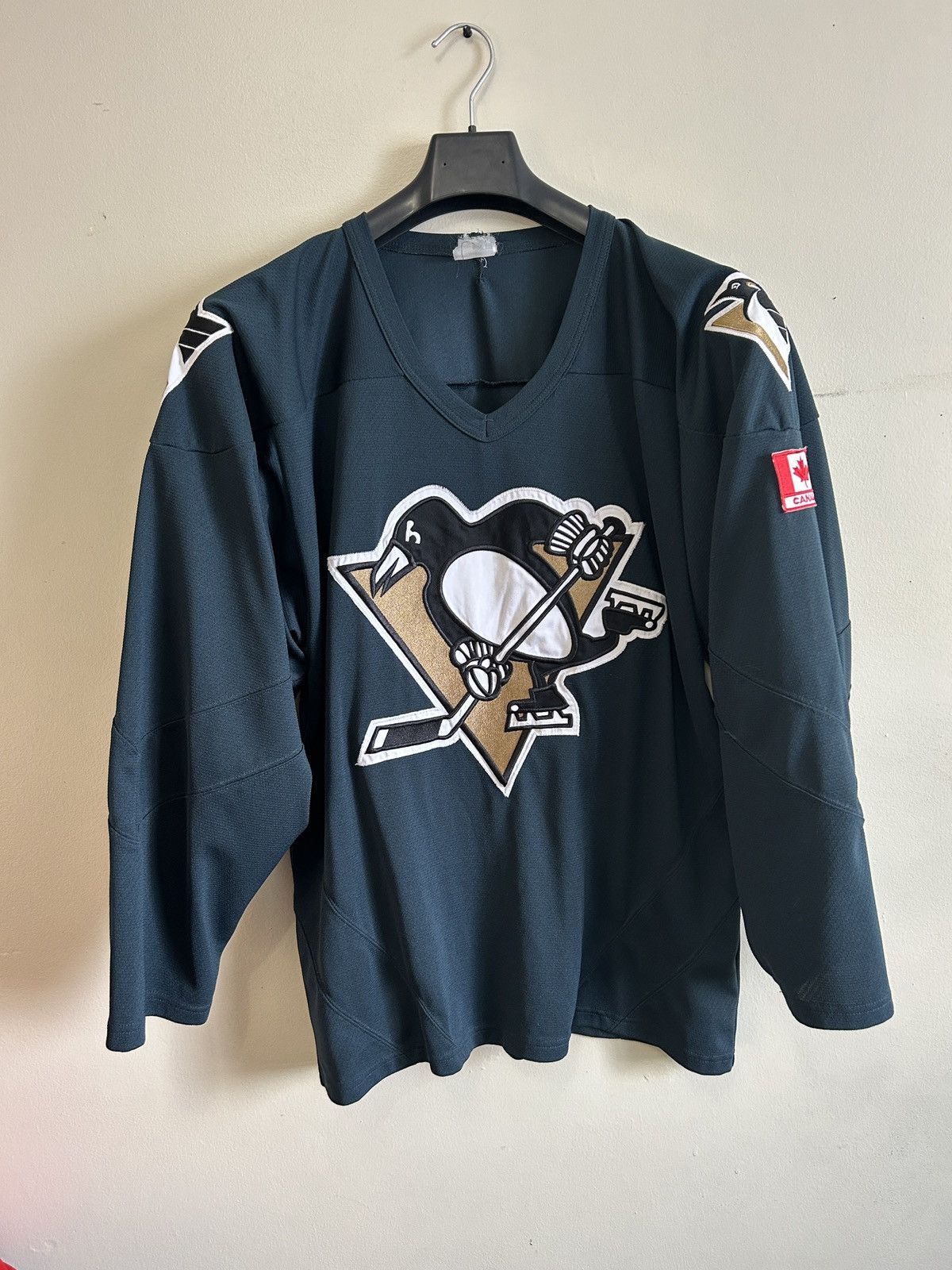 NHL × Vintage Vintage Pittsburgh Penguins Practice/ Warm up NHL Jersey Size US M / EU 48-50 / 2 - 1 Thumbnail