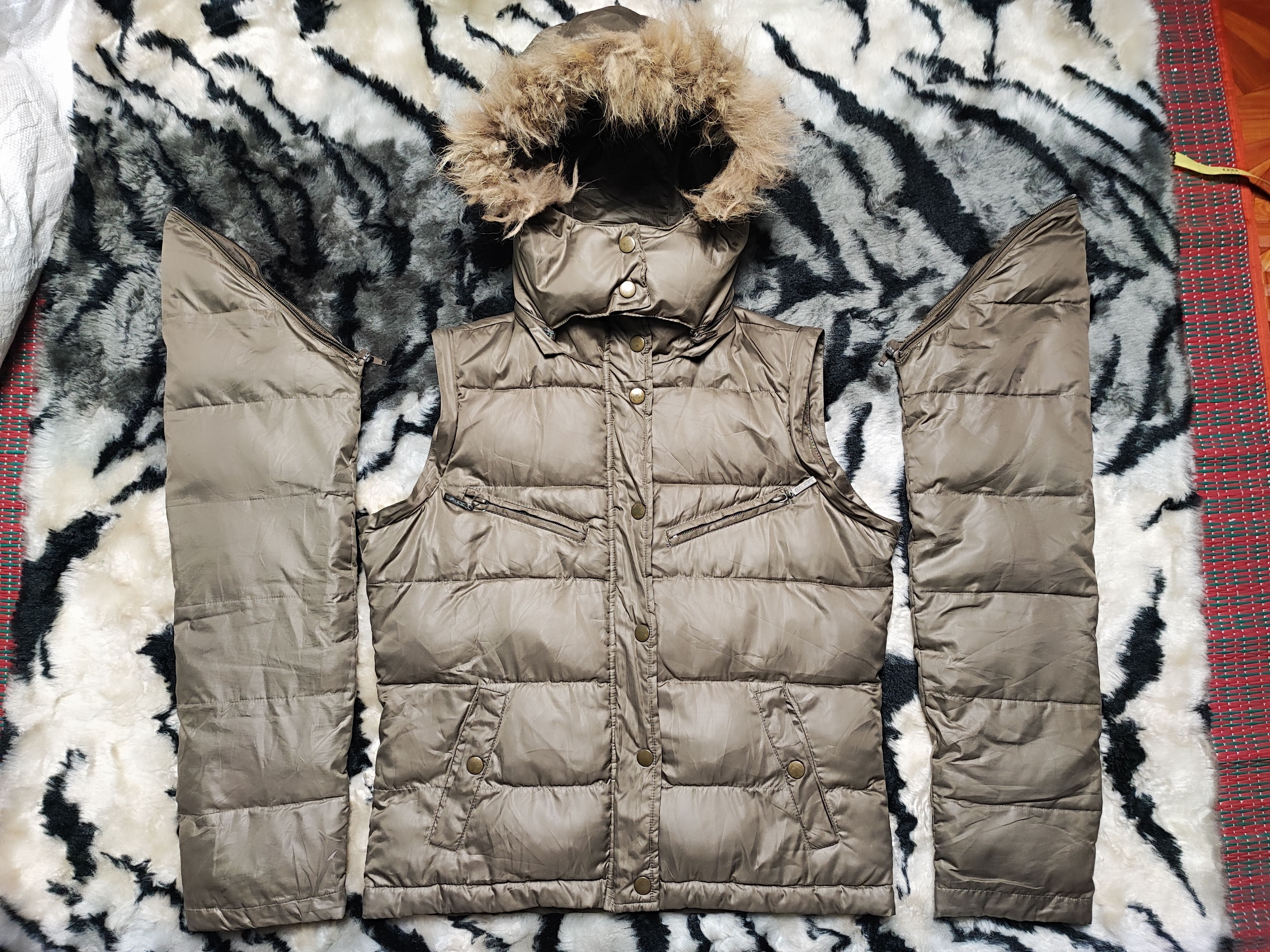 Japanese Brand Fur Puffer Down Jacket Vest Boxy Cecil Mc Bee Size US XS / EU 42 / 0 - 16 Thumbnail
