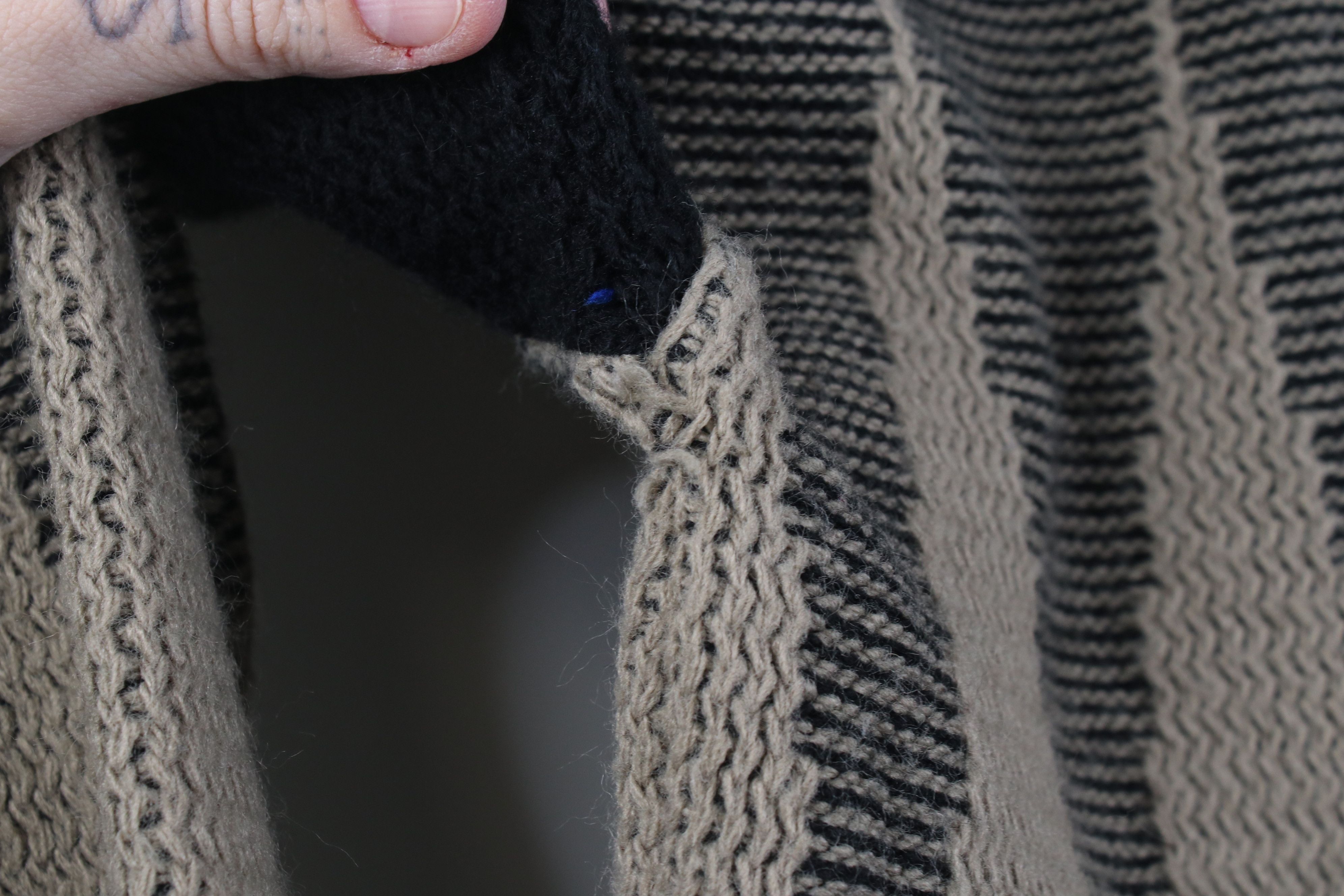 Vintage Vintage 90s Streetwear Geometric Zig Zag Knit Sweater USA Size L / US 10 / IT 46 - 5 Thumbnail