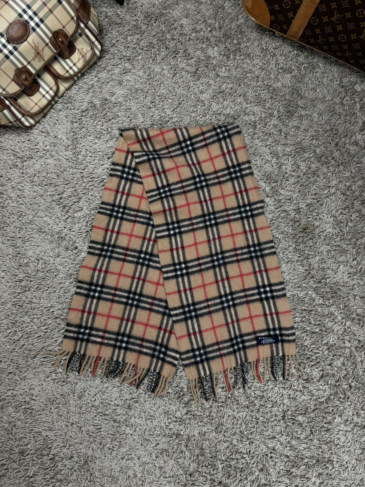 Burberry × Vintage Vintage cashmere scarf Burberry’s 90s original luxury item Size ONE SIZE - 3 Thumbnail