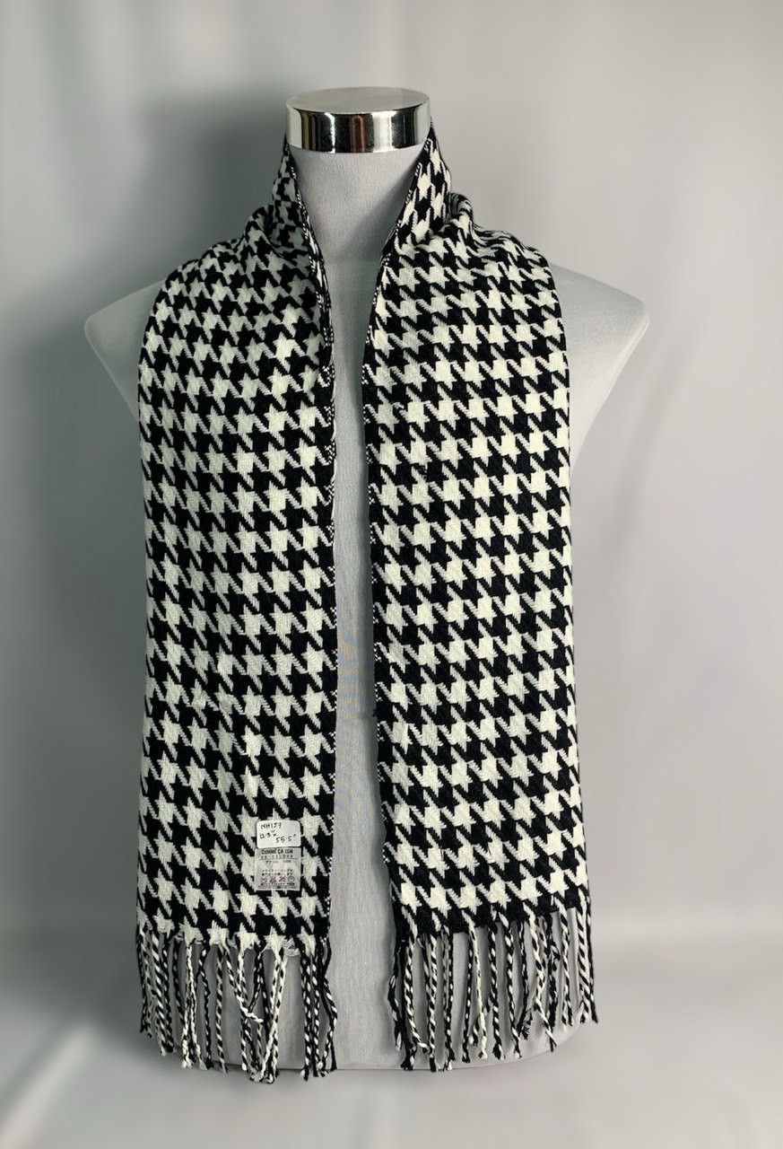 Comme Ca Ism Comme Ca Isme Houndstooth Scarf / Muffler / Neckwear Size ONE SIZE - 1 Thumbnail