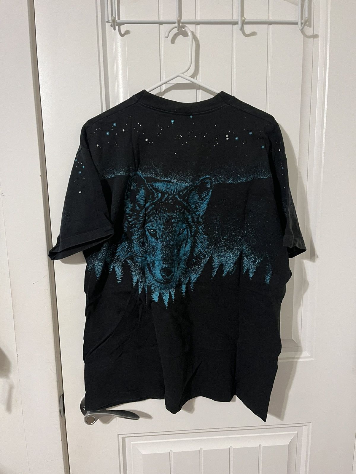 Vintage Vintage Wolf Green All Over Print AOP Fruit Of Loom Tag Size US XL / EU 56 / 4 - 2 Thumbnail