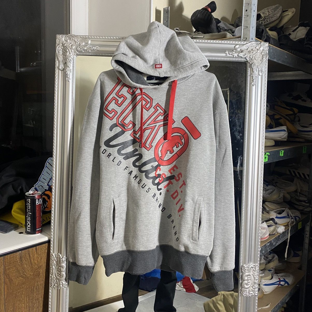 Ecko Unltd. Vintage Ecko Hoodie Distressed Big Logo Fit Size US S / EU 44-46 / 1 - 1 Thumbnail