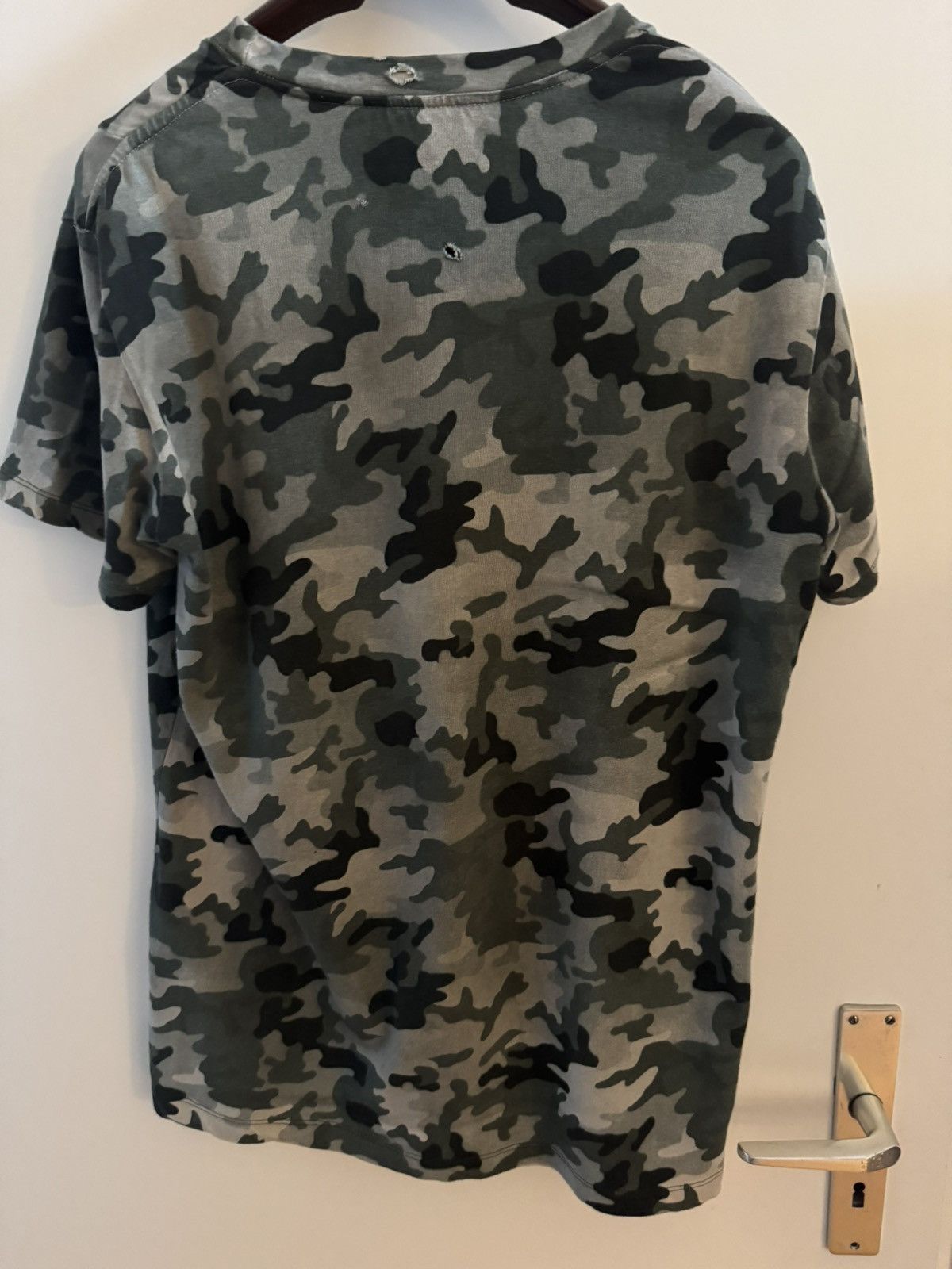 Balmain *Very Rare* Vintage Balmain Camo Distressed Tshirt Size US M / EU 48-50 / 2 - 3 Thumbnail