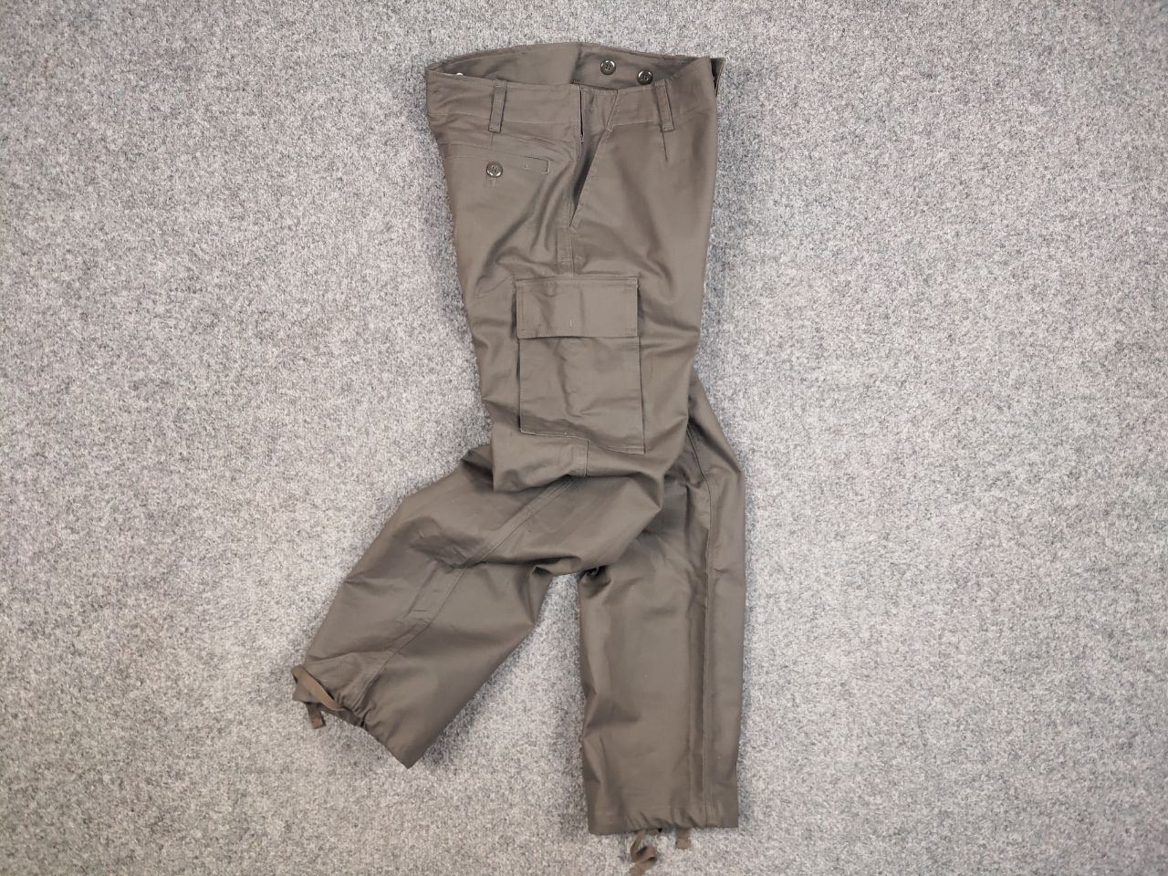 Japanese Brand Vintage 98s Genuine French Khaki Cargo Combat Trousers Pants Size US 32 / EU 48 - 13 Thumbnail