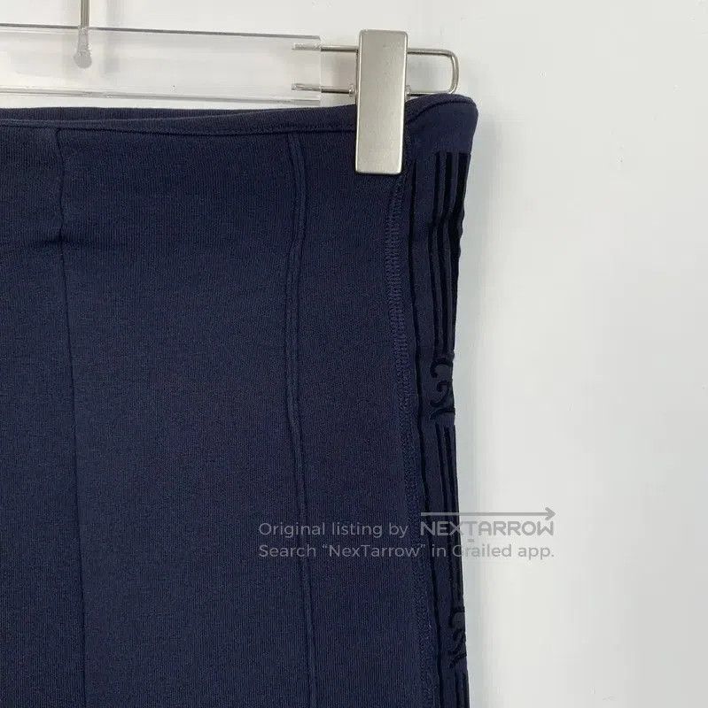 Fendi Fendi Women's XS Navy Casual Pants . Size 22" - 3 Thumbnail