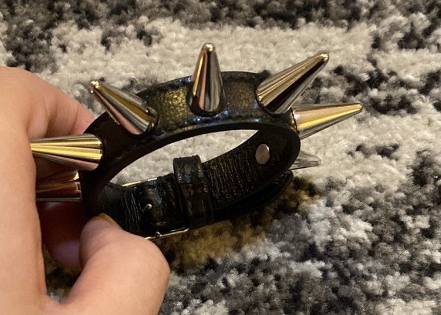Gucci Gucci Leather Bracelet with Studs Size ONE SIZE - 2 Thumbnail