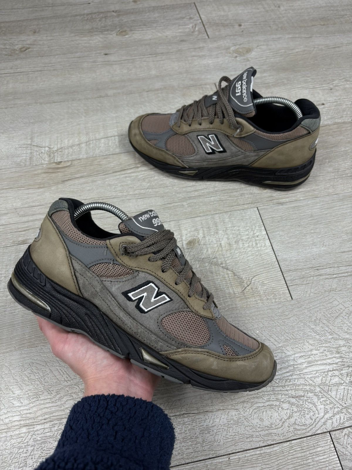 New Balance Rare 991 Made in England Khaki Sneakers Lace-Up Shoes Low-Top Trainers Size US 10 / EU 43 - 1 Thumbnail