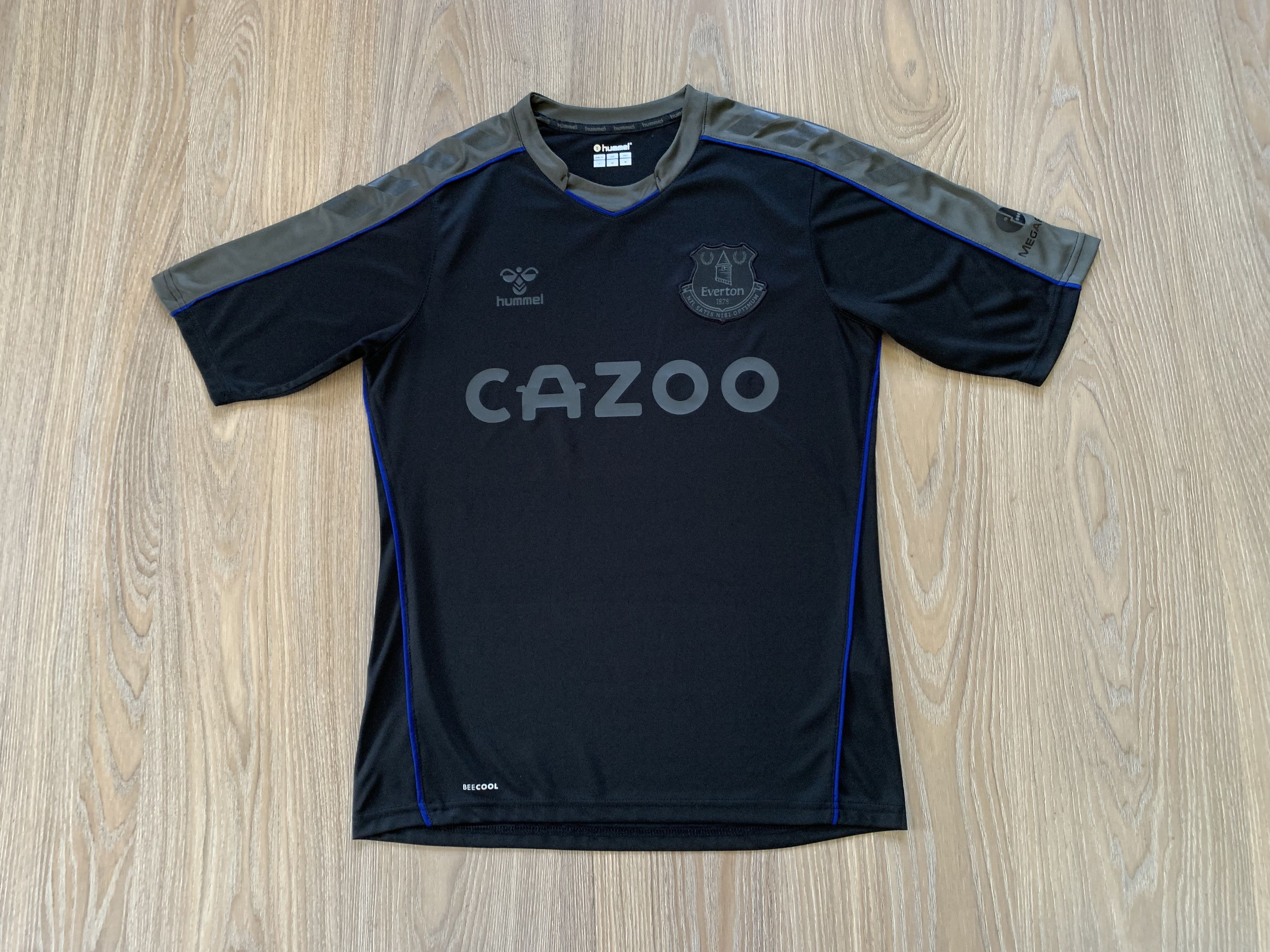 Hummel Hummel Everton FC Training Soccer Jersey 20-21 Size US XS / EU 42 / 0 - 2 Thumbnail