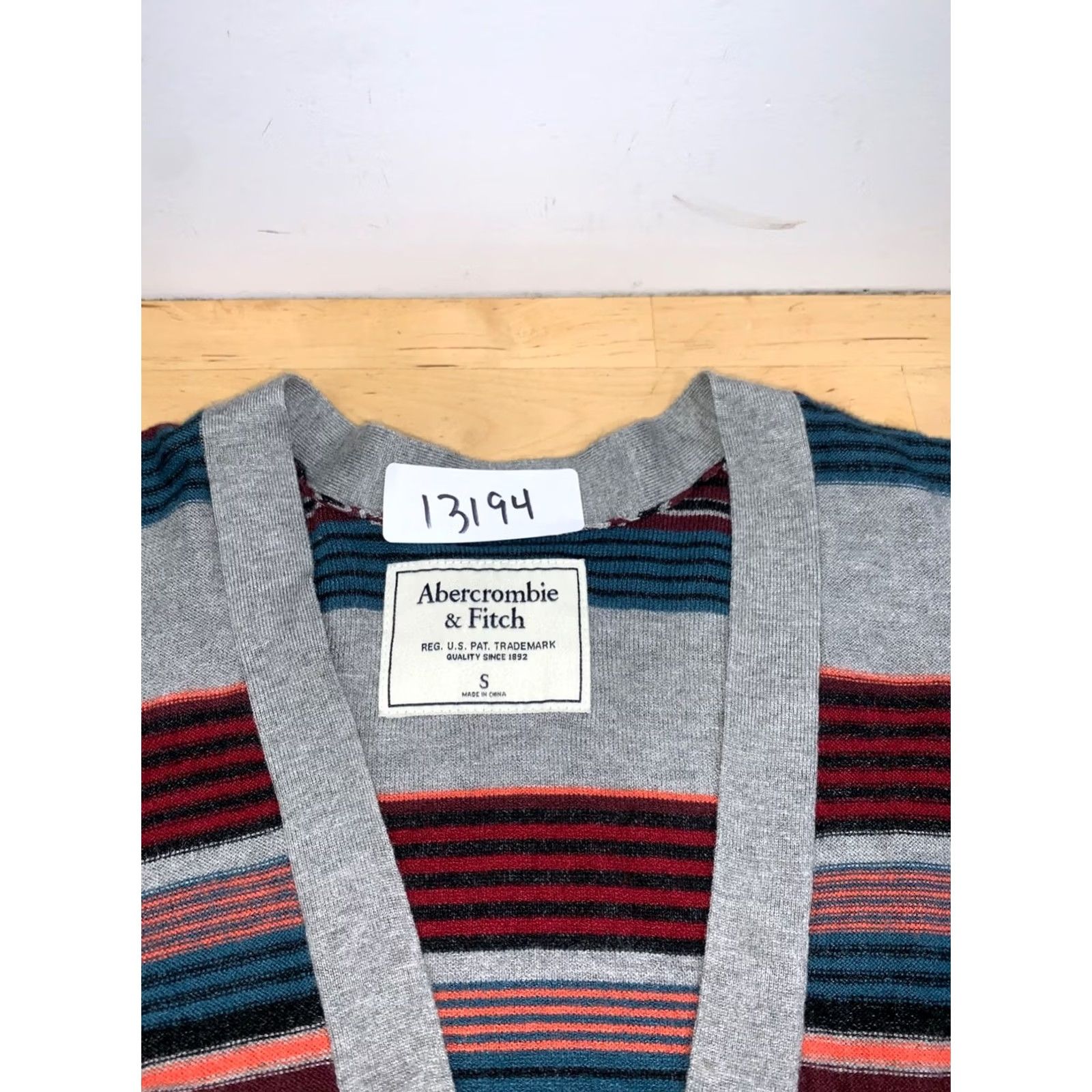 Abercrombie & Fitch Abercrombie & Fitch Cardigan Women S Striped Casual V-Neck Long Sleeve Multicolor Sweater Size S / US 4 / IT 40 - 2 Thumbnail