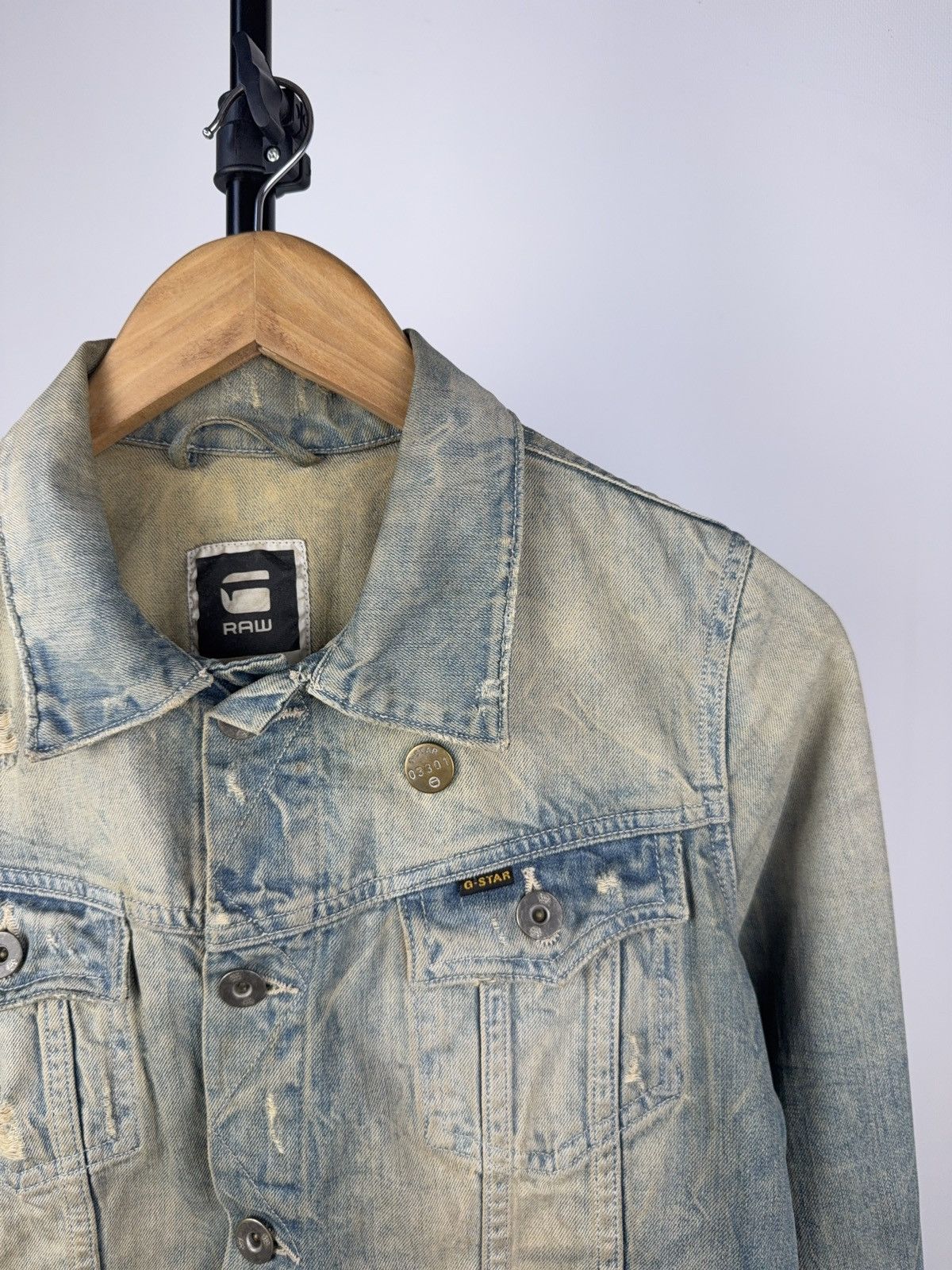G-Star × Japanese Brand G-Star RAW Women’s Distressed Denim Jacket Light Wash Size M Size M / US 6-8 / IT 42-44 - 3 Thumbnail
