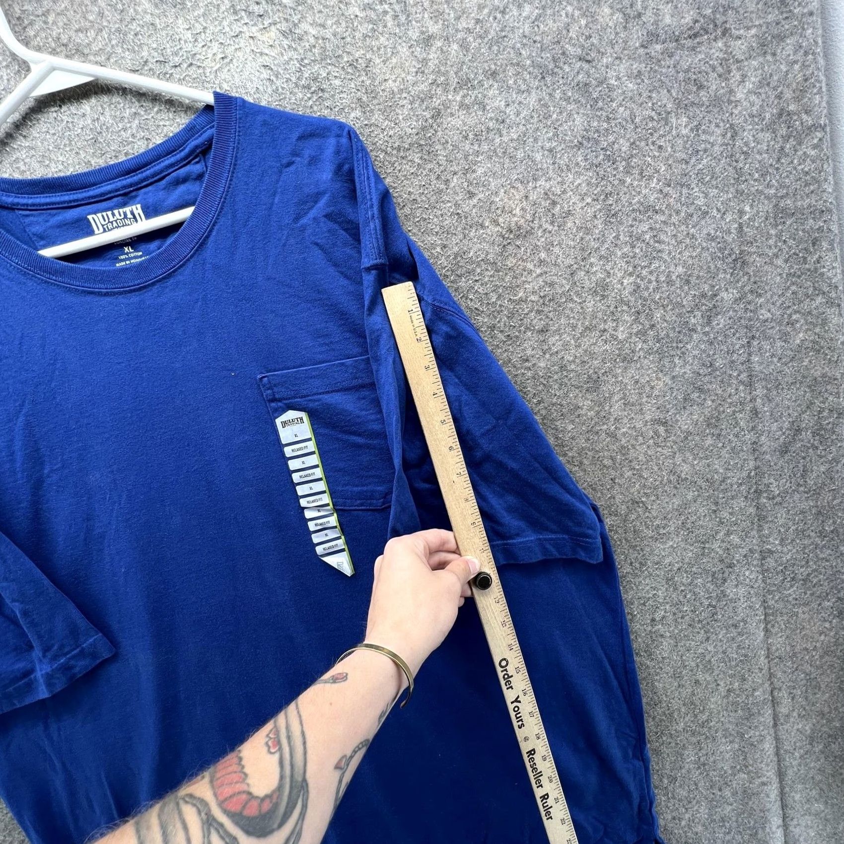 Duluth Trading Company Duluth Trading Co Shirt Mens XL Blue Longtail T Pocket Tee Relaxed Fit Workwear Size US XL / EU 56 / 4 - 3 Thumbnail
