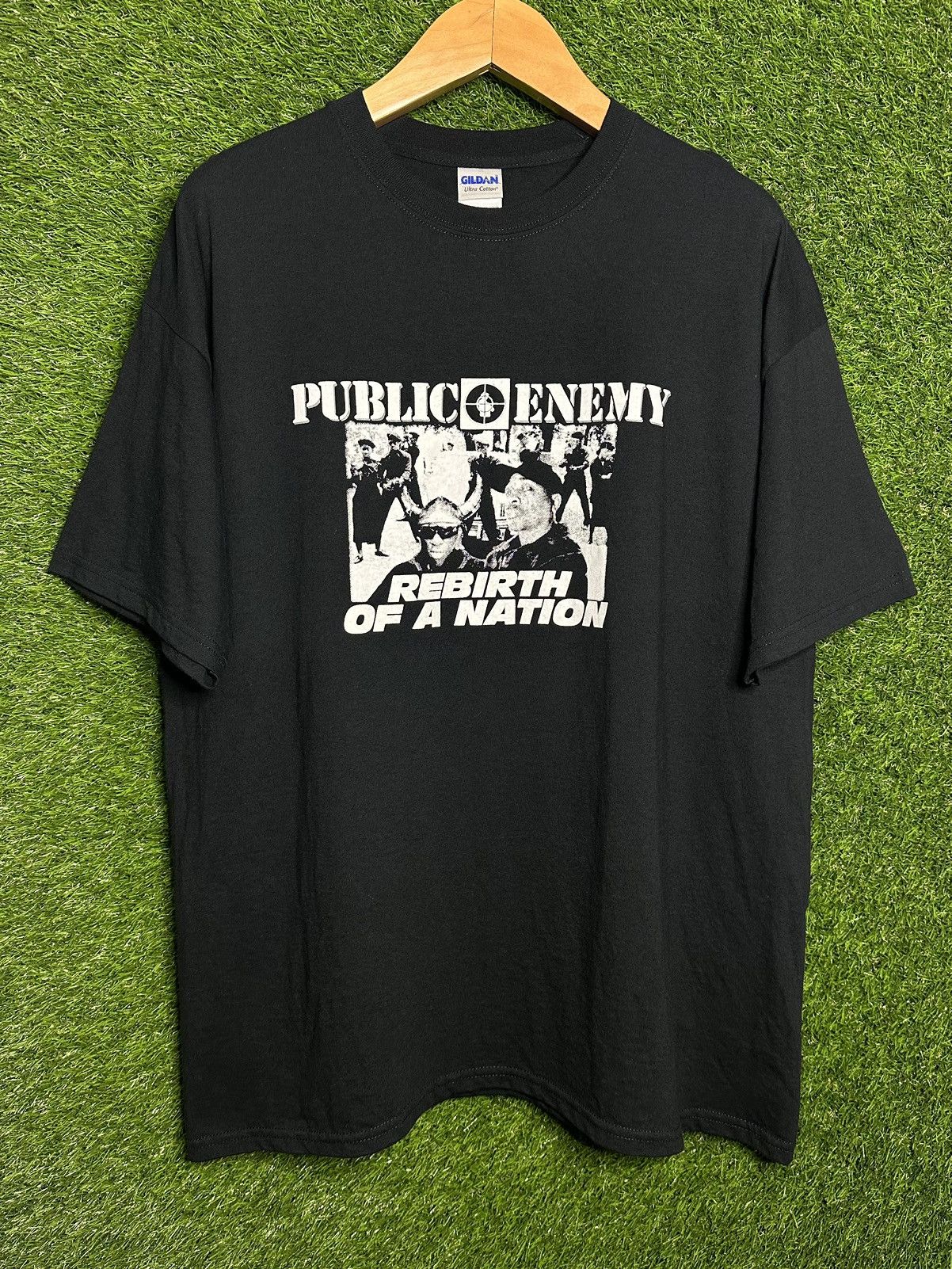 Rap Tees × Vintage 🚨Vintage Public Enemy Rebirth Of A Nation Rap Tee T-Shirt Size US XL / EU 56 / 4 - 1 Thumbnail