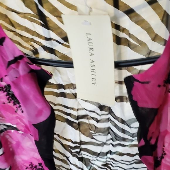 Laura Ashley Laura Ashley 100% Silk Floral Fantasy Sz. L Jacket Size L / US 10 / IT 46 - 5 Thumbnail
