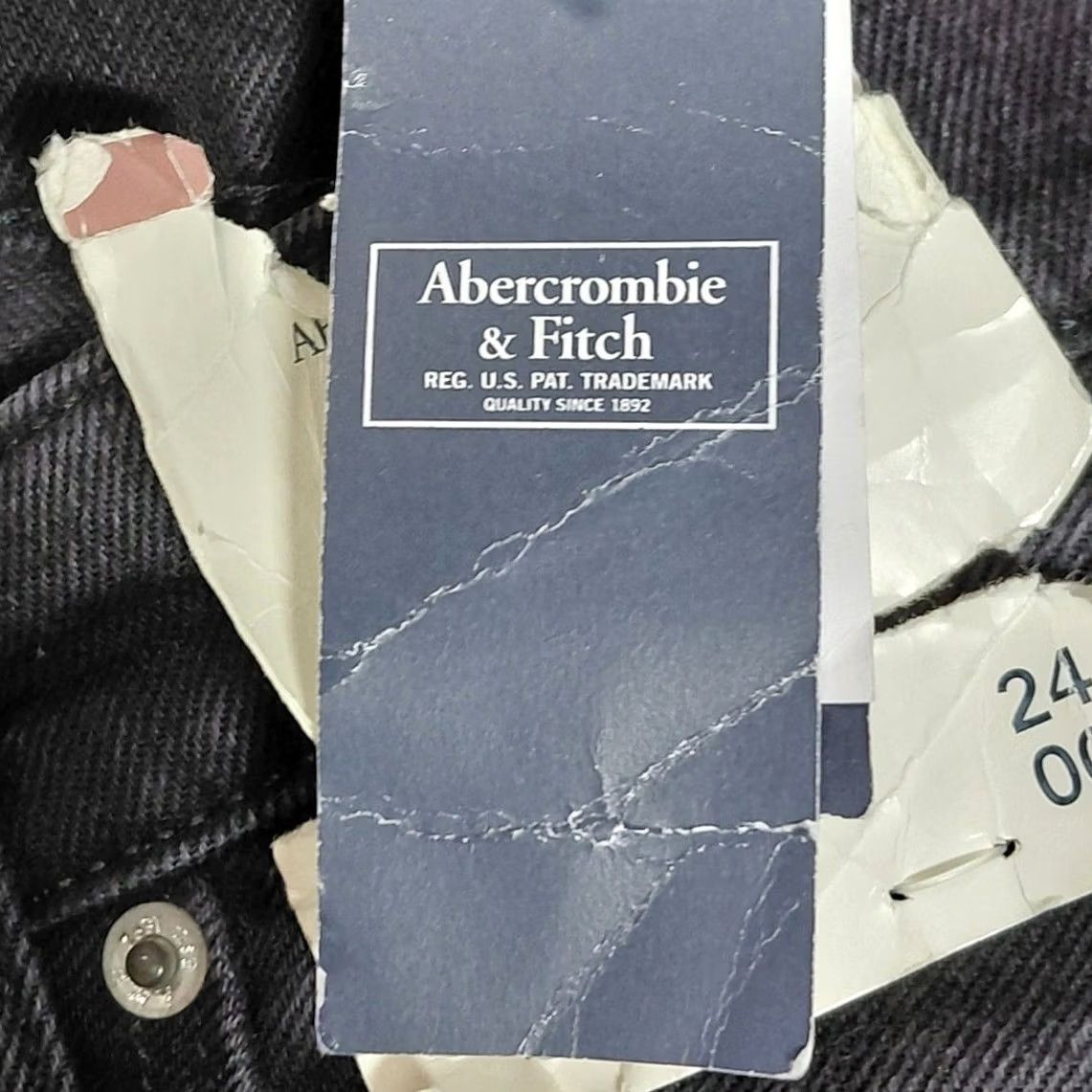 Abercrombie & Fitch Abercrombie & Fitch The Dad High Rise Jeans Solid Denim Women Size 24 Black Size 42" / US 20 - 5 Thumbnail