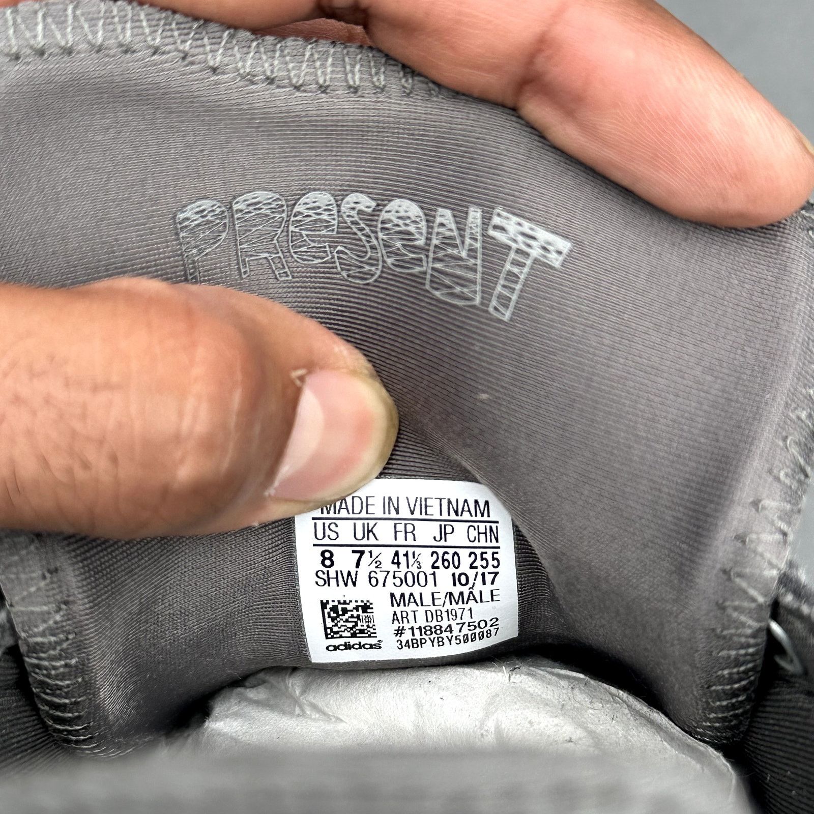 Daniel Arsham Daniel Arsham x Adidas NYC 'Present' Size US 8 / EU 41 - 7 Thumbnail