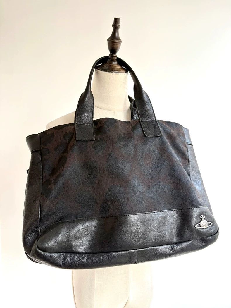 Vivienne Westwood size os Black and brown leopard print han